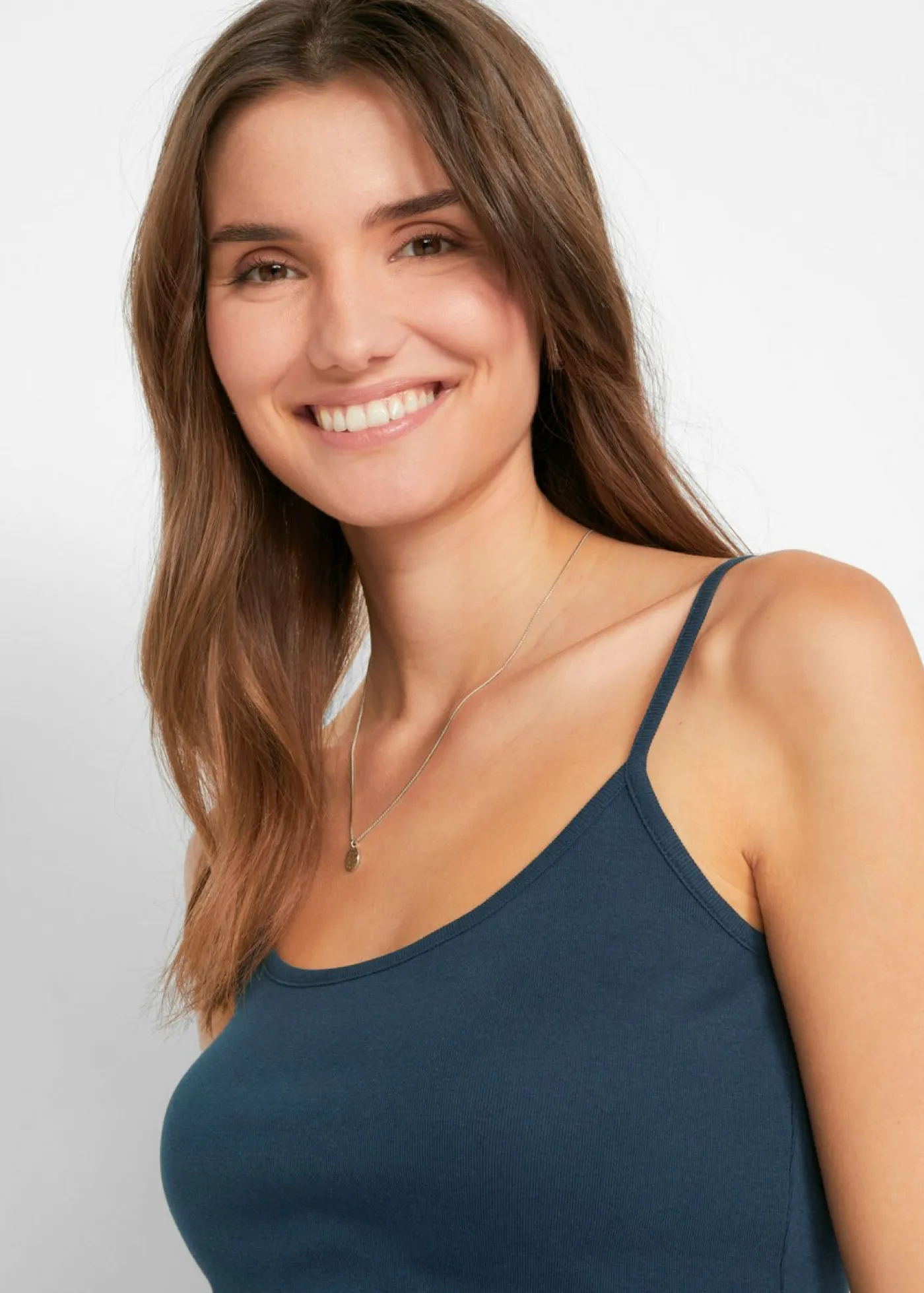 bonprix bonprix Camisetas Interiores|Básicos>Top de algodón puro con tirantes finos (3 unidades) rojo sangría + antracita + azul marino