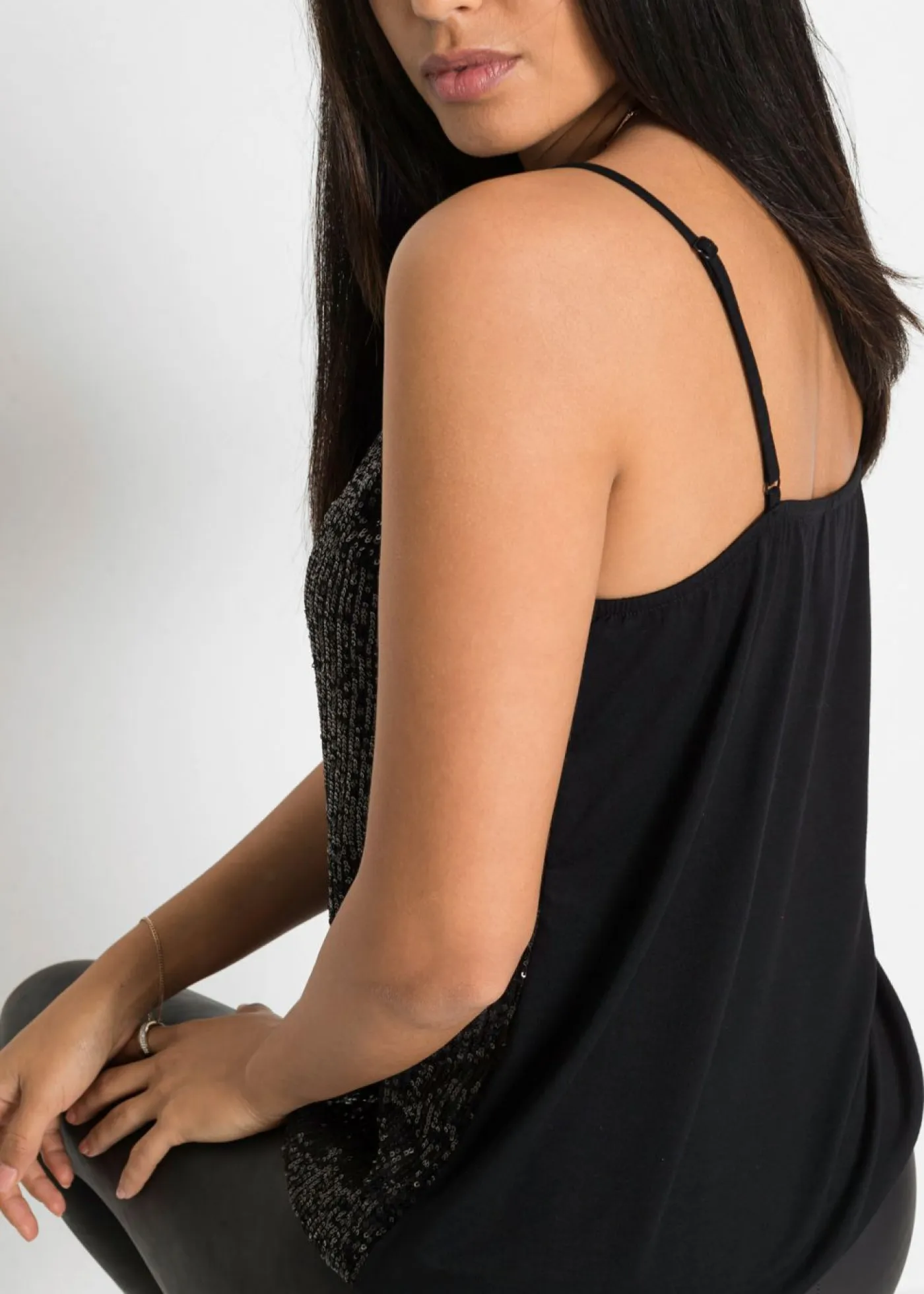 Mujer bonprix bonprix Top de mezcla de viscosa suave con tirantes finos y lentejuelas