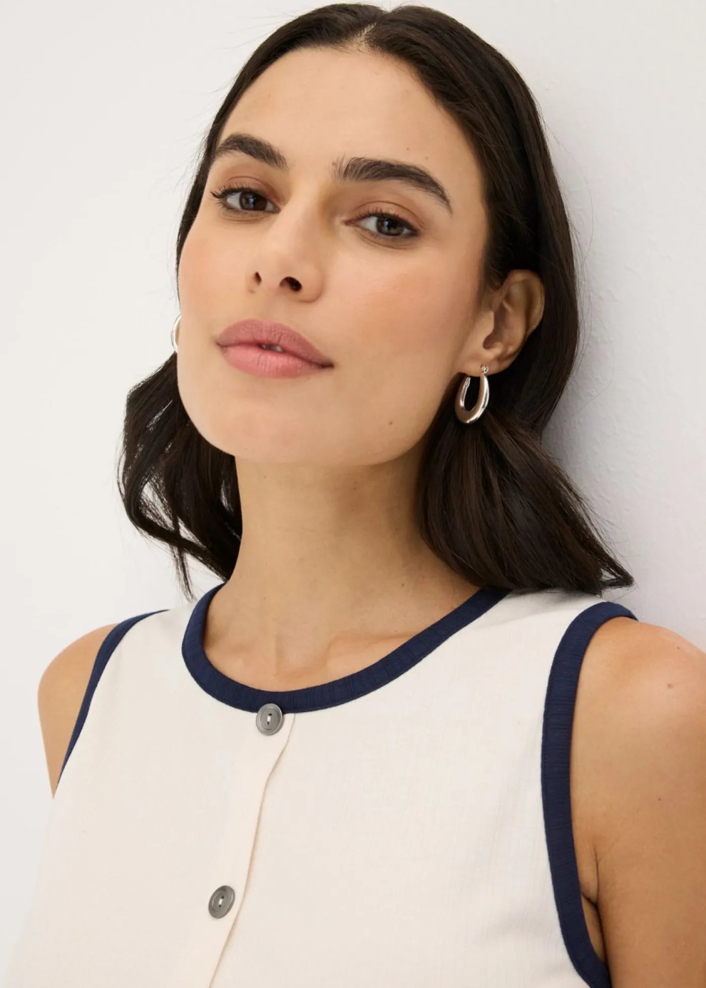 bonprix bonprix Camisetas>Top de punto con panel en contraste beige natural-azul marino