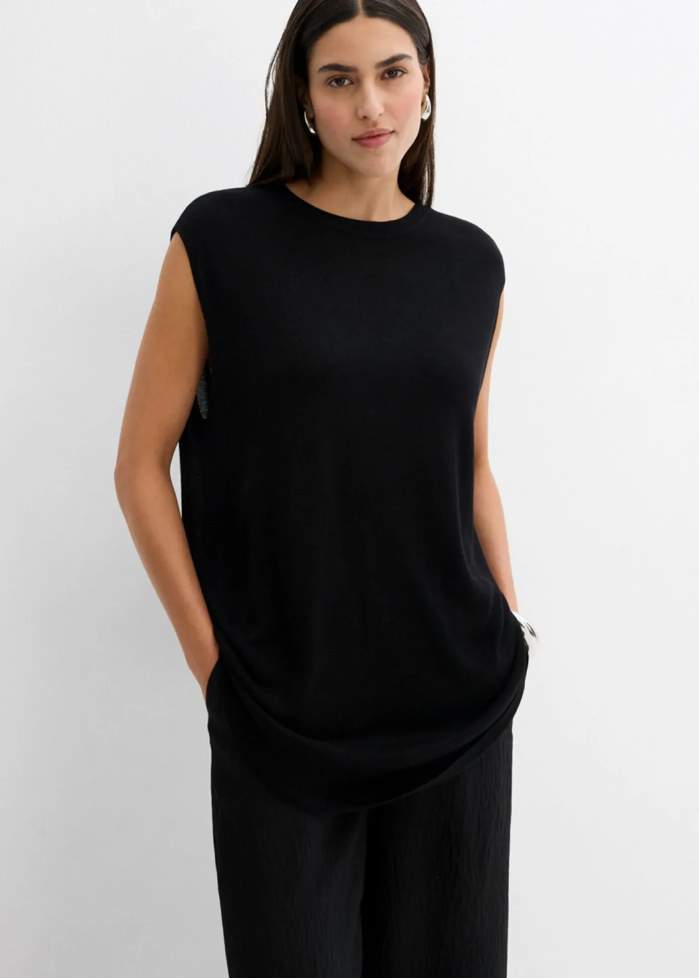 bonprix bonprix Esenciales|Camisetas>Top de punto de viscosa fina con forma abullonada Negro