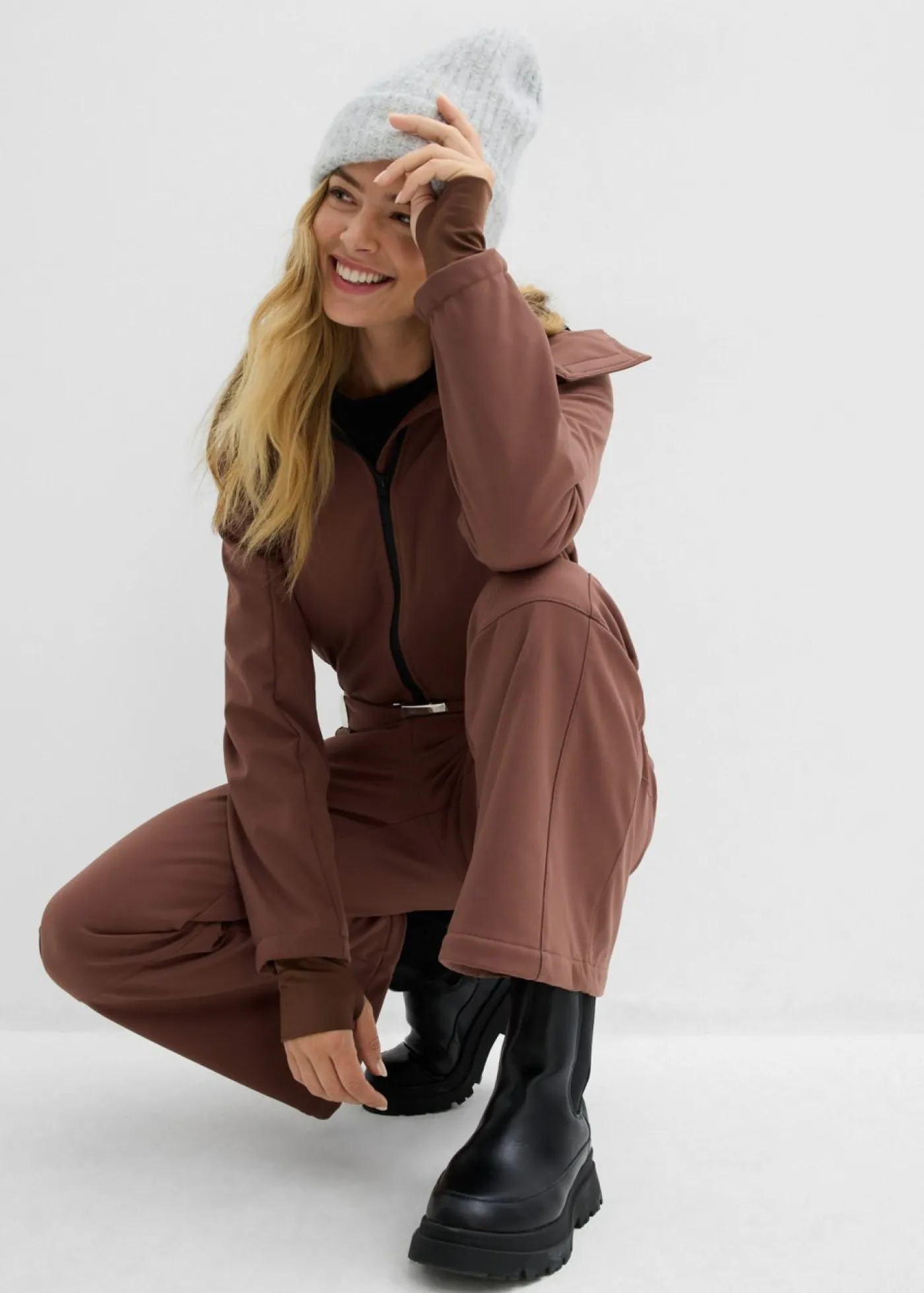 Mujer bonprix bonprix Traje de esquí de softshell con forro cálido y material impermeable