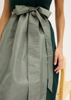 Mujer bonprix bonprix Traje tirolés con corpiño de terciopelo y delantal de satén (2 piezas)