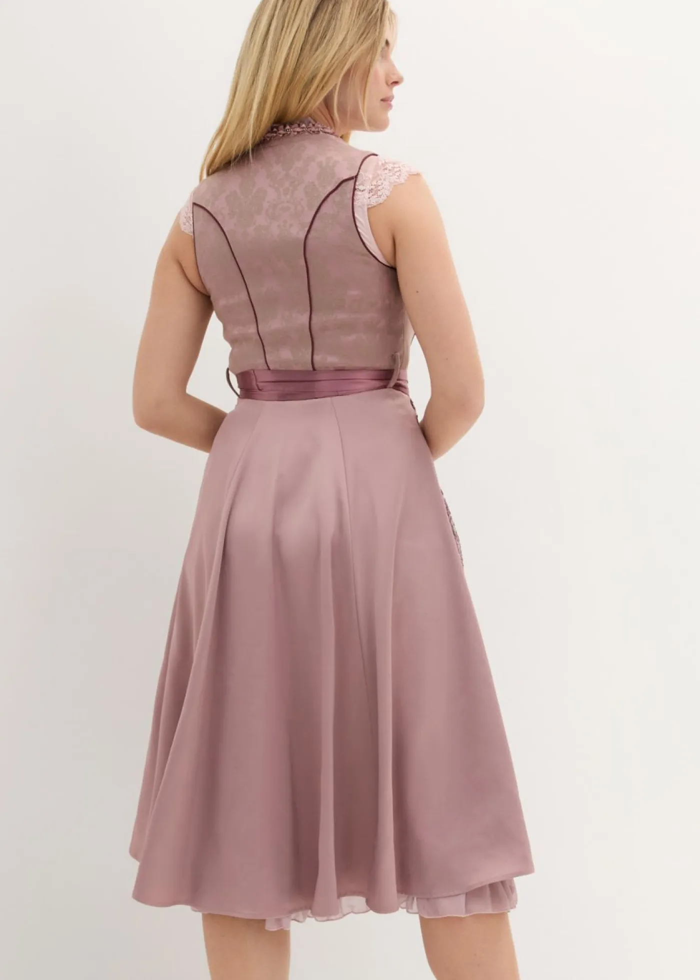 Mujer bonprix bonprix Traje tirolés y delantal (2 piezas)