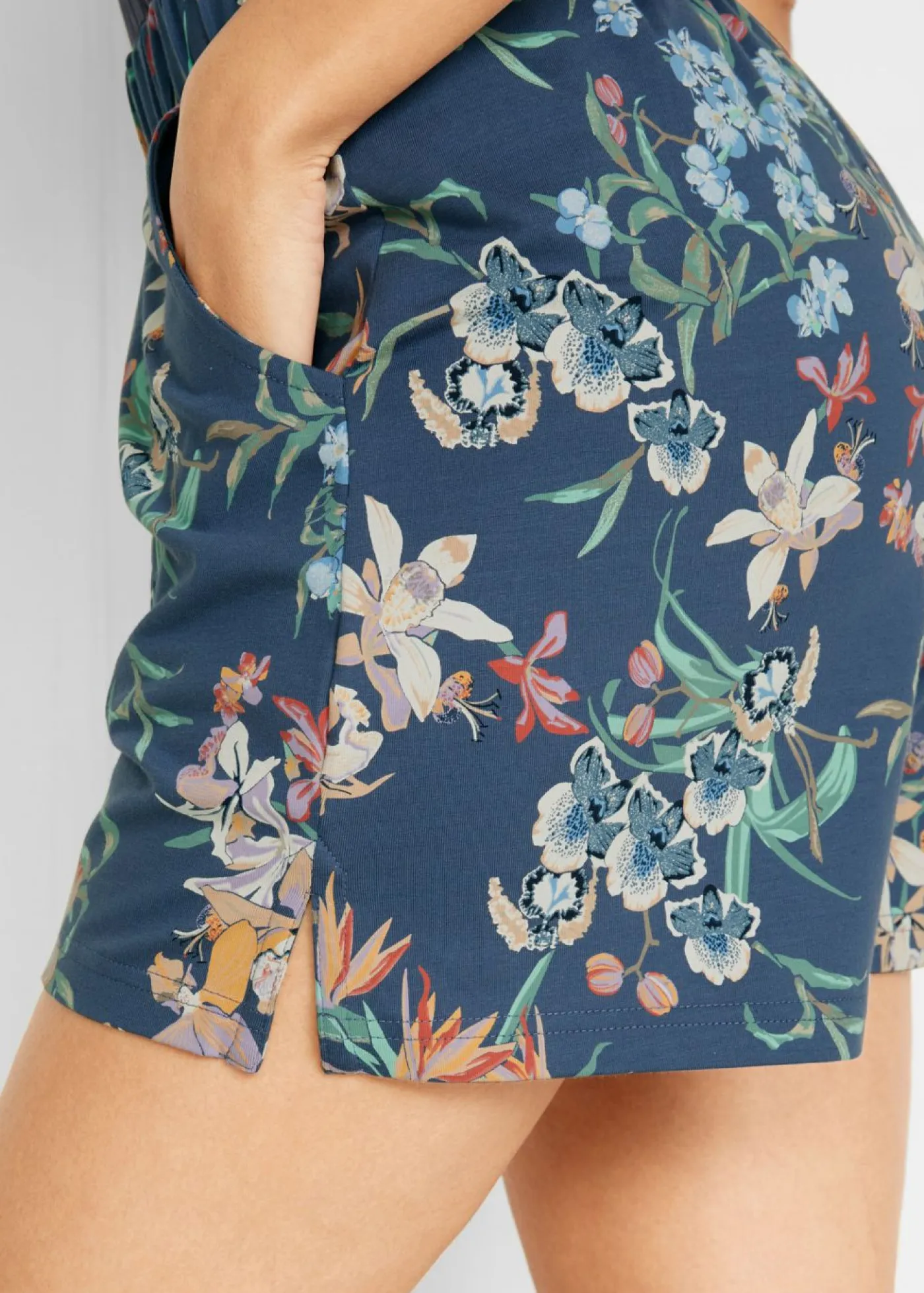 bonprix bonprix Shorts|Pantalones>Vaquero corto de mezcla de algodón elástico (2 unidades) Índigo/índigo estampado