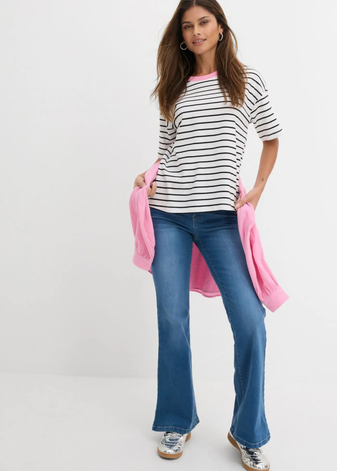 bonprix bonprix Vaqueros|Tallas Pequeñas>Vaqueros bootcut, mid waist, de algodón orgánico Azul piedra