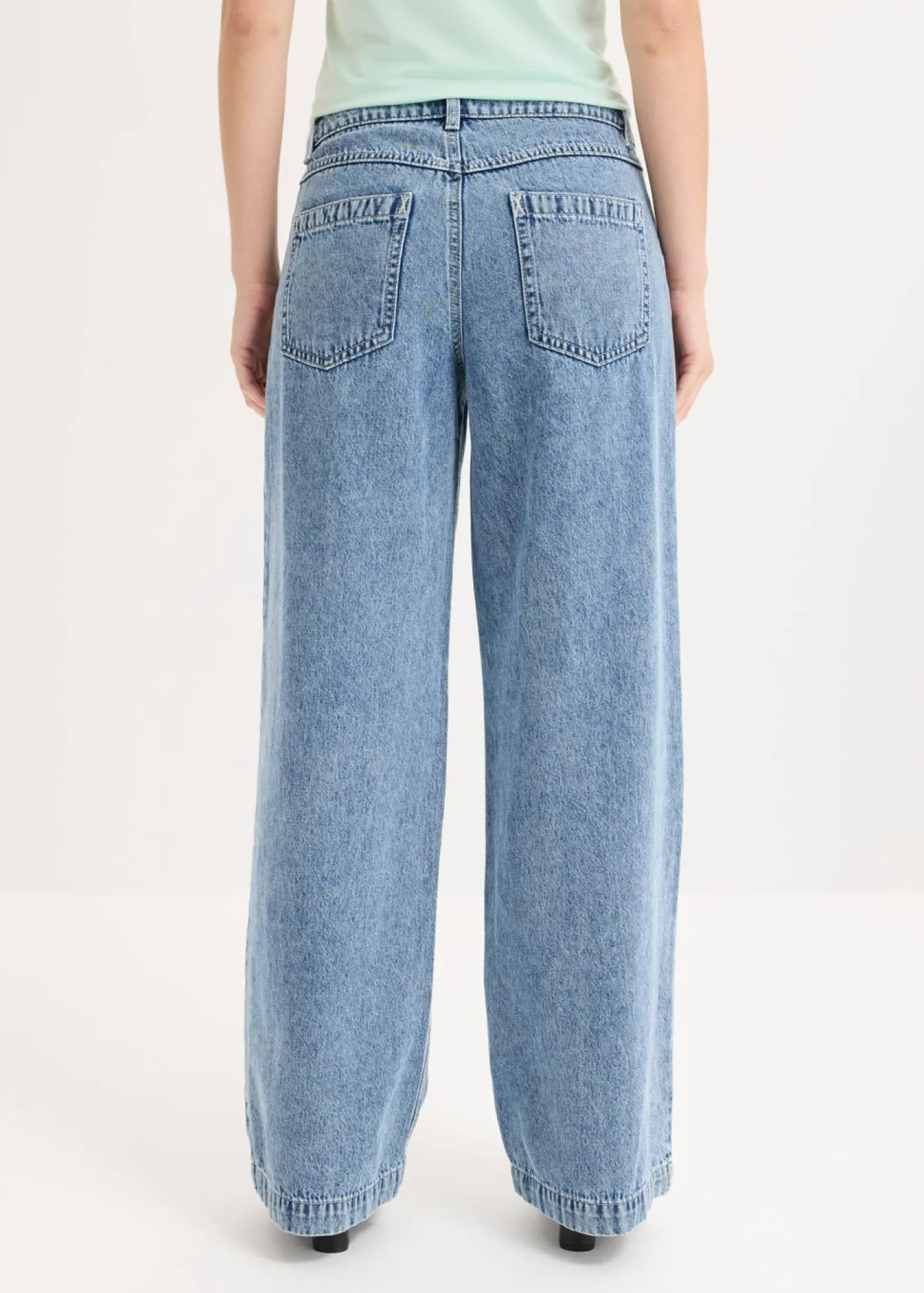 Mujer bonprix bonprix Vaqueros de algodón con talle medio y perneras anchas