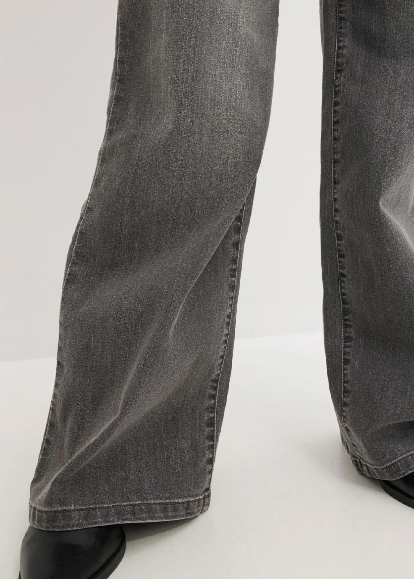 bonprix bonprix Vaqueros>Vaqueros de pernera ancha, mid waist, elástico denim gris