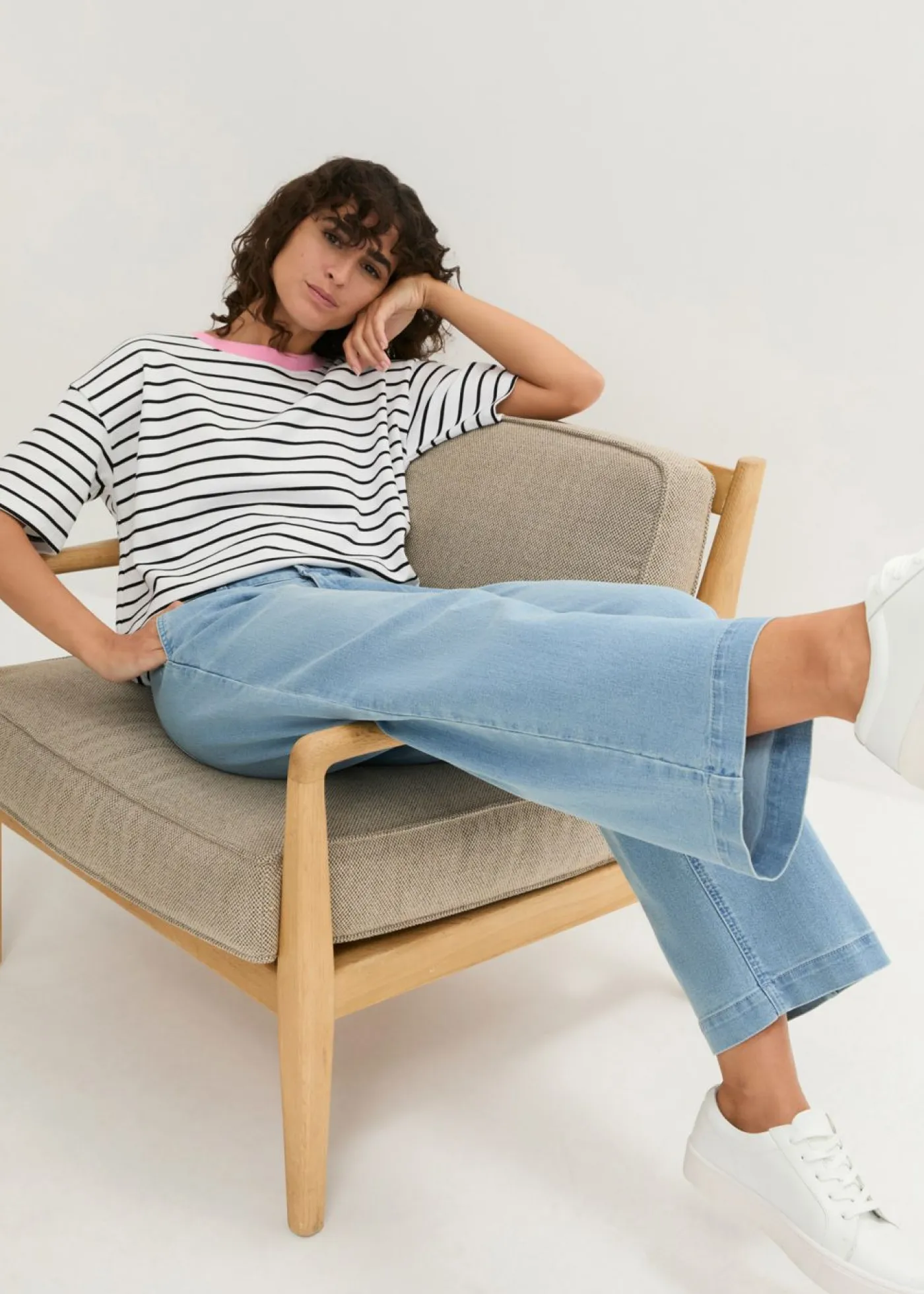 bonprix bonprix Vaqueros>Vaqueros de pernera ancha, high waist, cintura cómoda Blanco lana