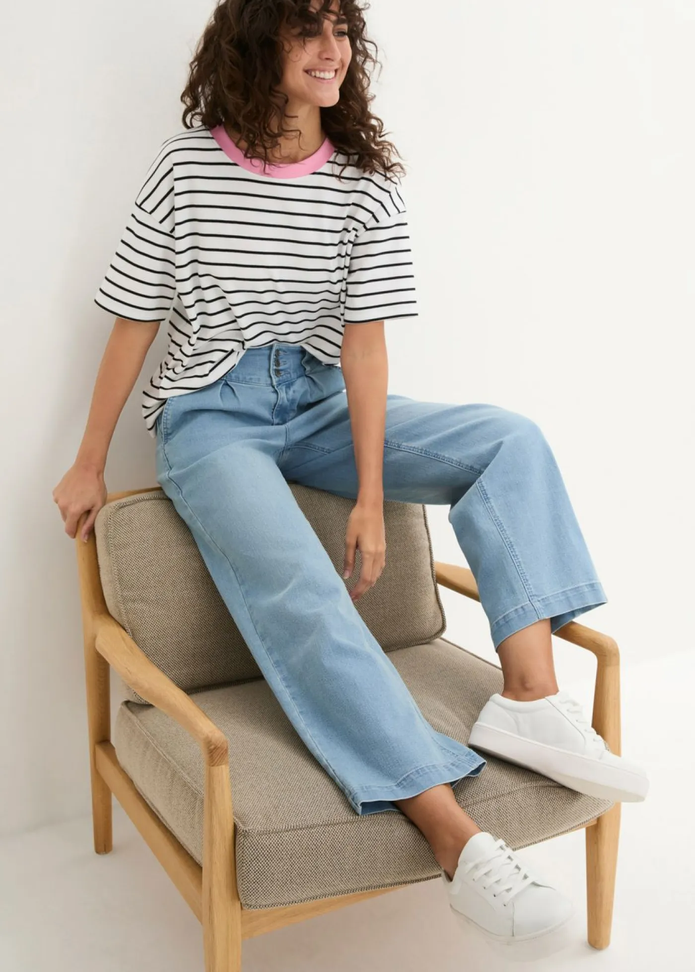 bonprix bonprix Vaqueros>Vaqueros de pernera ancha, high waist, cintura cómoda Blanco lana