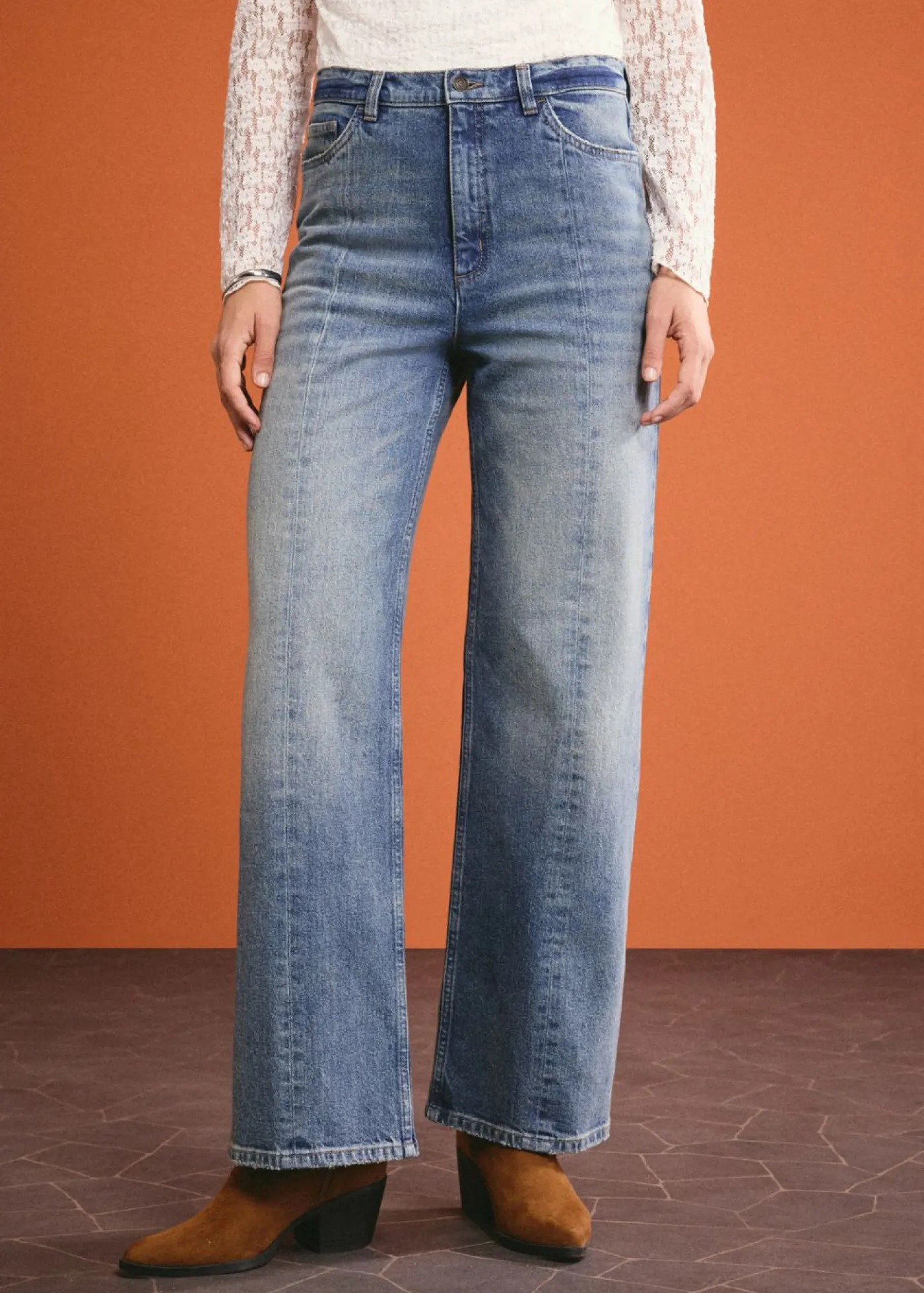 bonprix bonprix Vaqueros>Vaqueros elásticos con corte holgado, talle alto y diseño recto azul claro denim usado