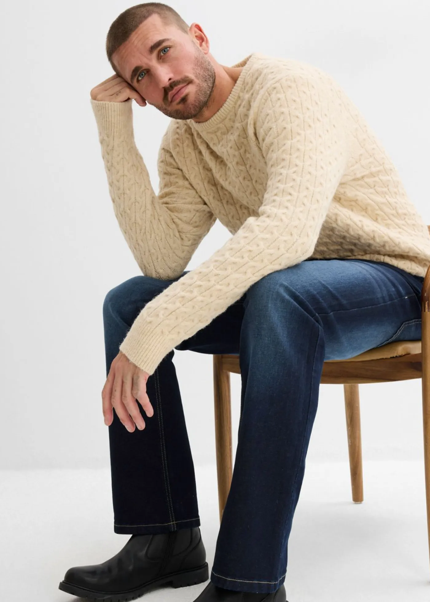 bonprix bonprix Vaqueros>Vaqueros elásticos con corte clásico, cinturilla elástica y diseño bootcut denim oscuro