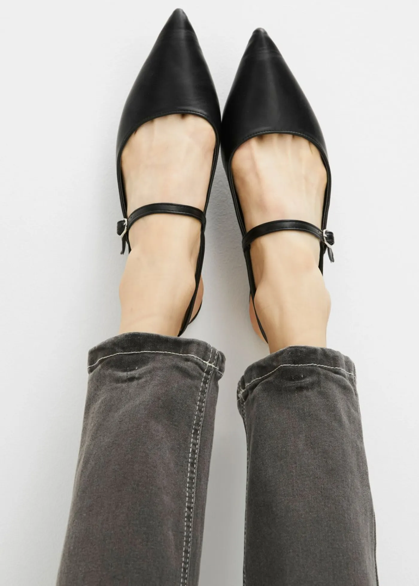 bonprix bonprix Vaqueros>Vaqueros elásticos de cintura alta y corte mom Denim gris oscuro desgastado