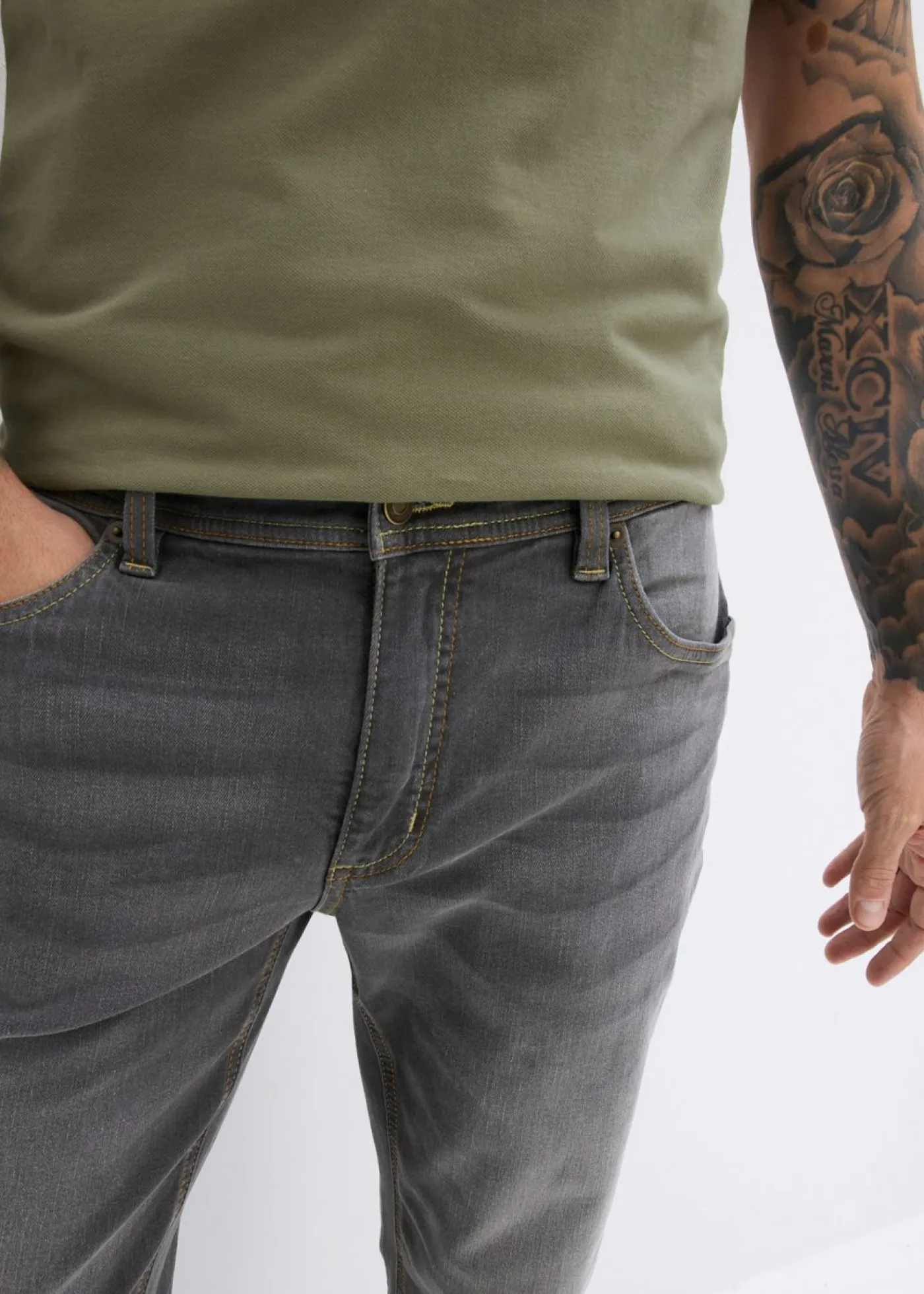 Hombre bonprix bonprix Vaqueros elásticos de corte regular y recto