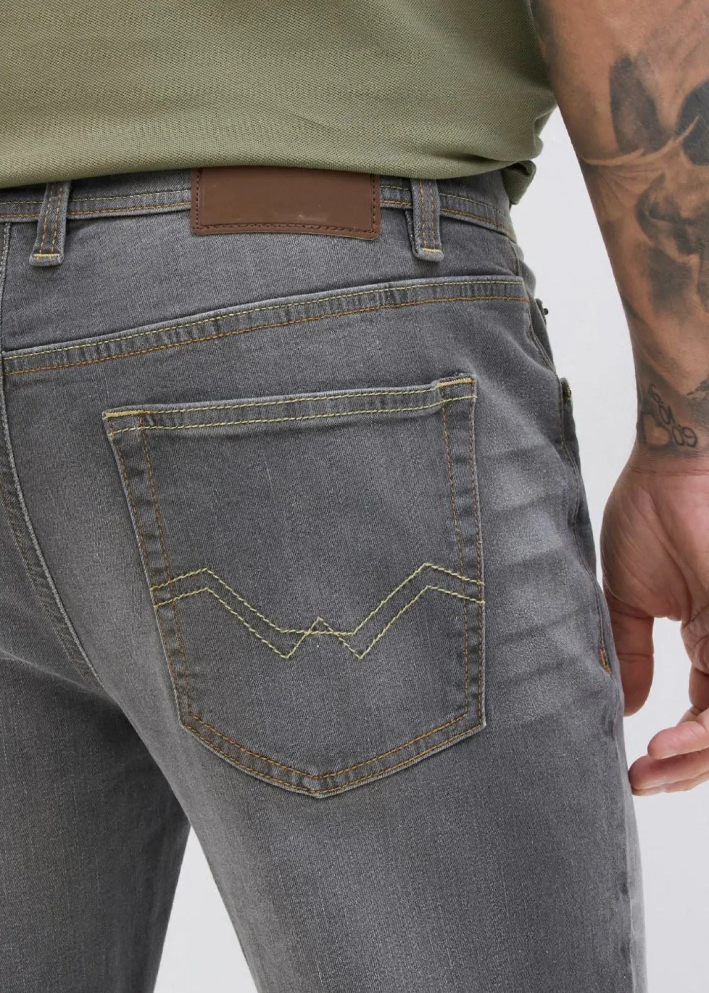 Hombre bonprix bonprix Vaqueros elásticos de corte regular y recto