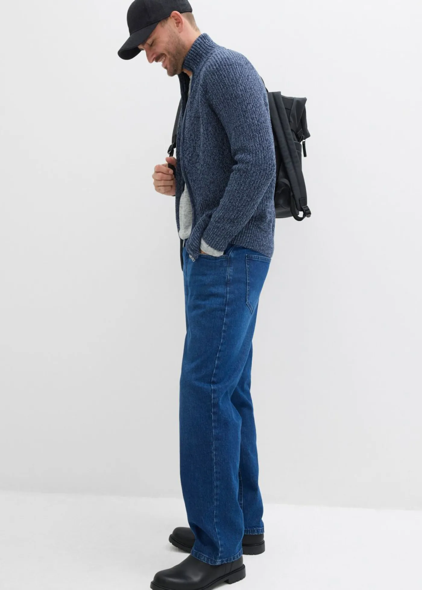 bonprix bonprix Vaqueros>Vaqueros elásticos de corte holgado y recto Azul oscuro denim