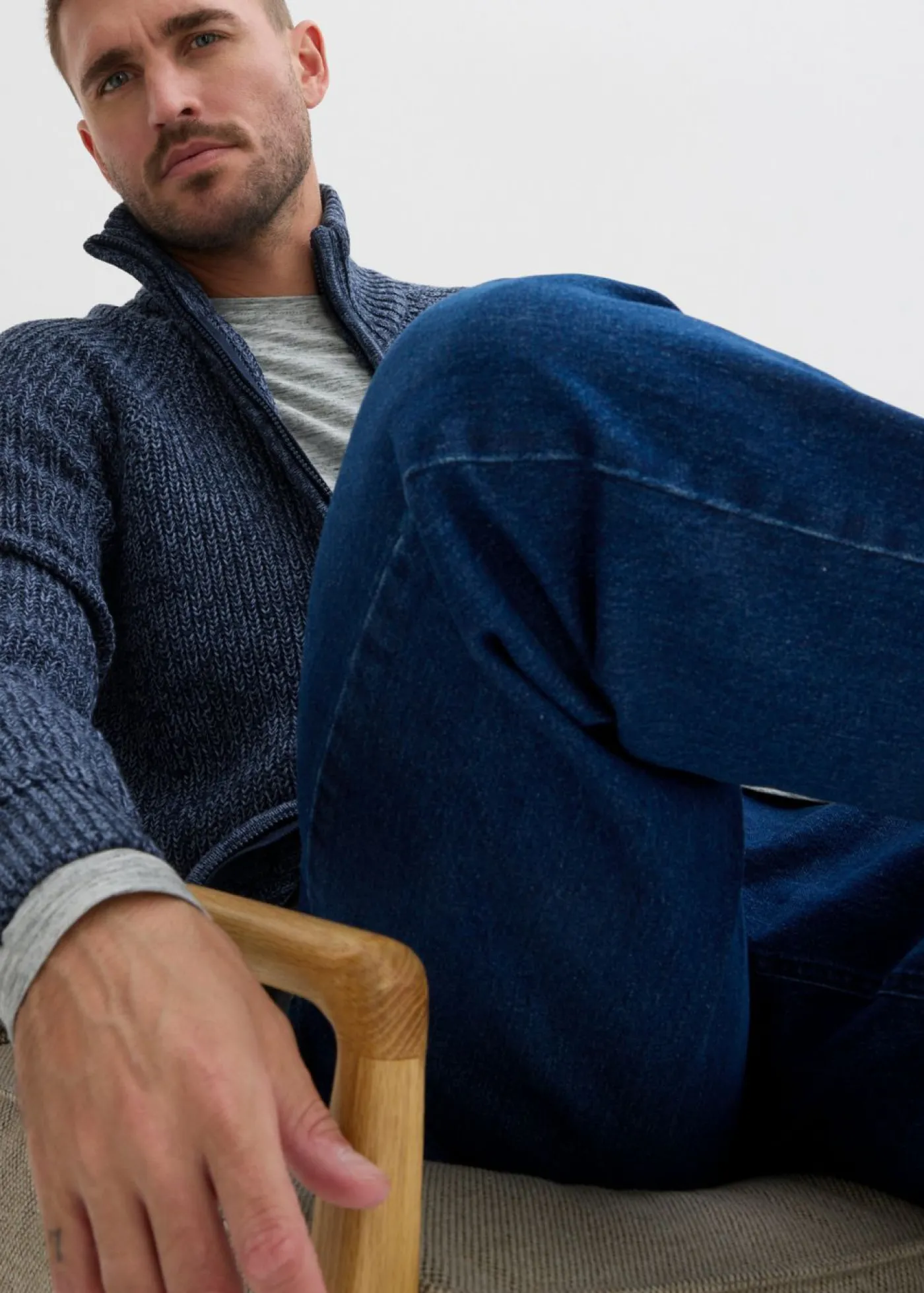 bonprix bonprix Vaqueros>Vaqueros elásticos de corte holgado y recto Azul oscuro denim