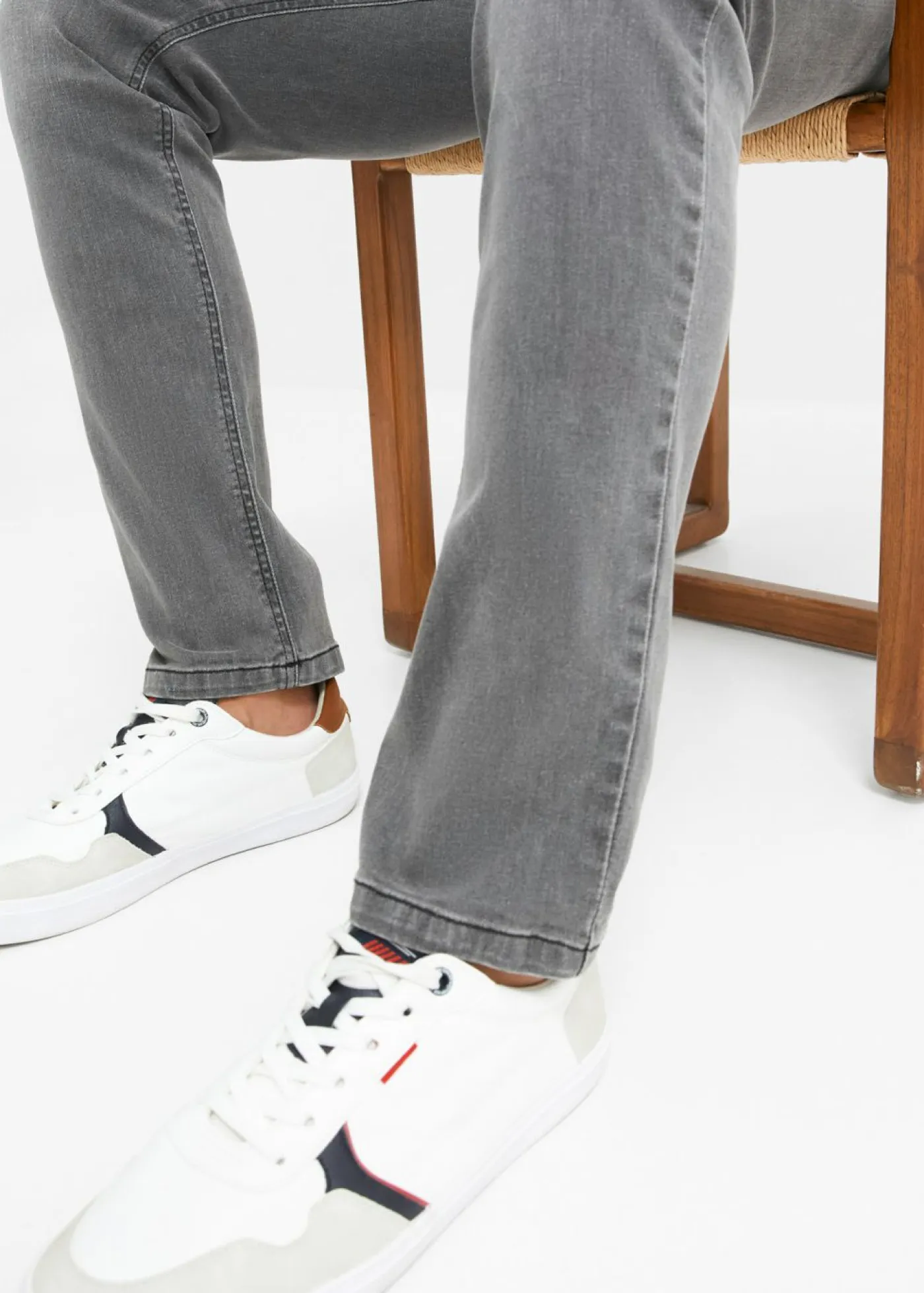 Hombre bonprix bonprix Vaqueros elásticos de corte slim y recto