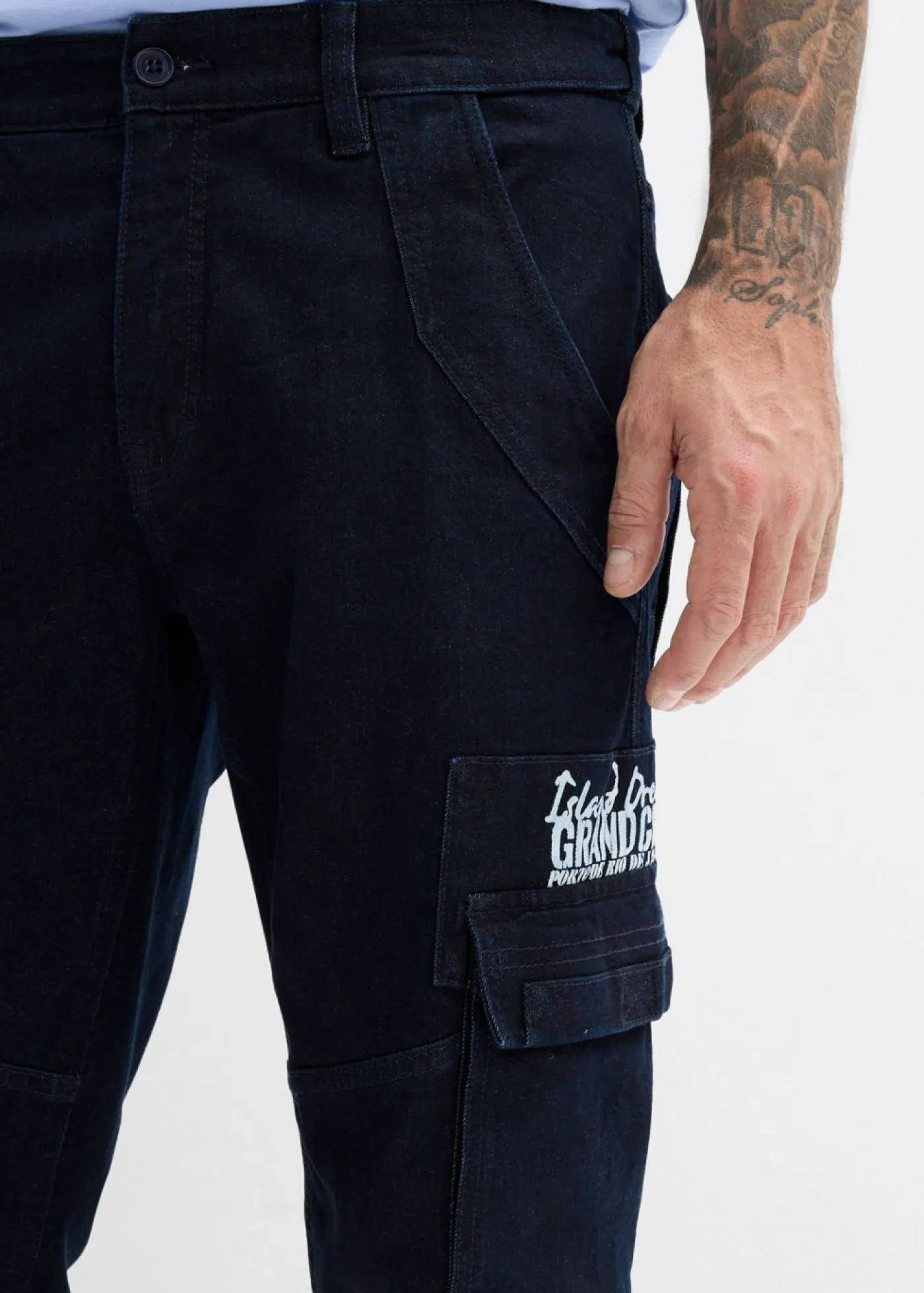 bonprix bonprix Vaqueros>Vaqueros elásticos tipo cargo con corte recto, diseño informal y cinturilla cómoda denim oscuro