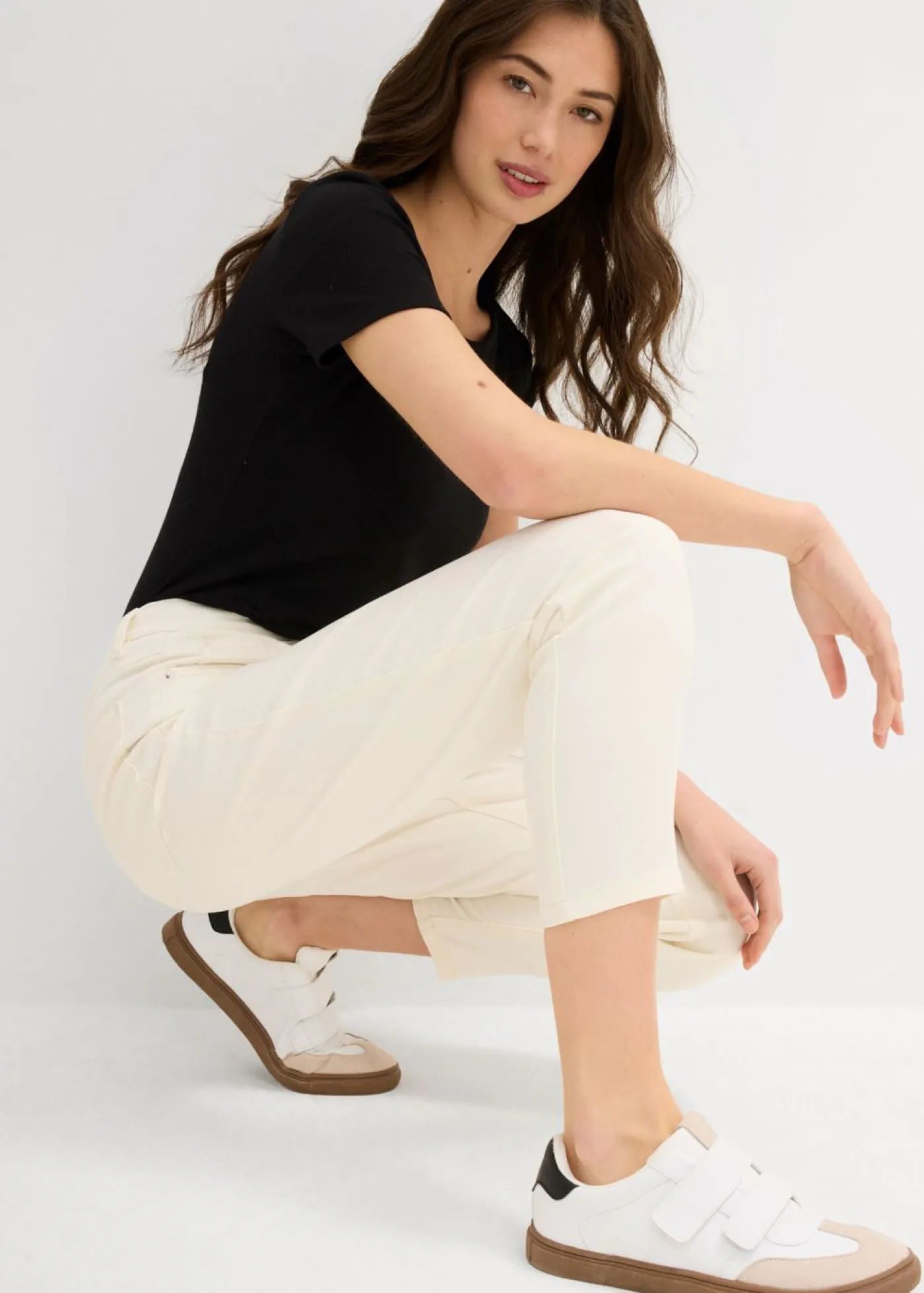 bonprix bonprix Vaqueros>Vaqueros mom, high waist, low stretch, cropped Blanco lana