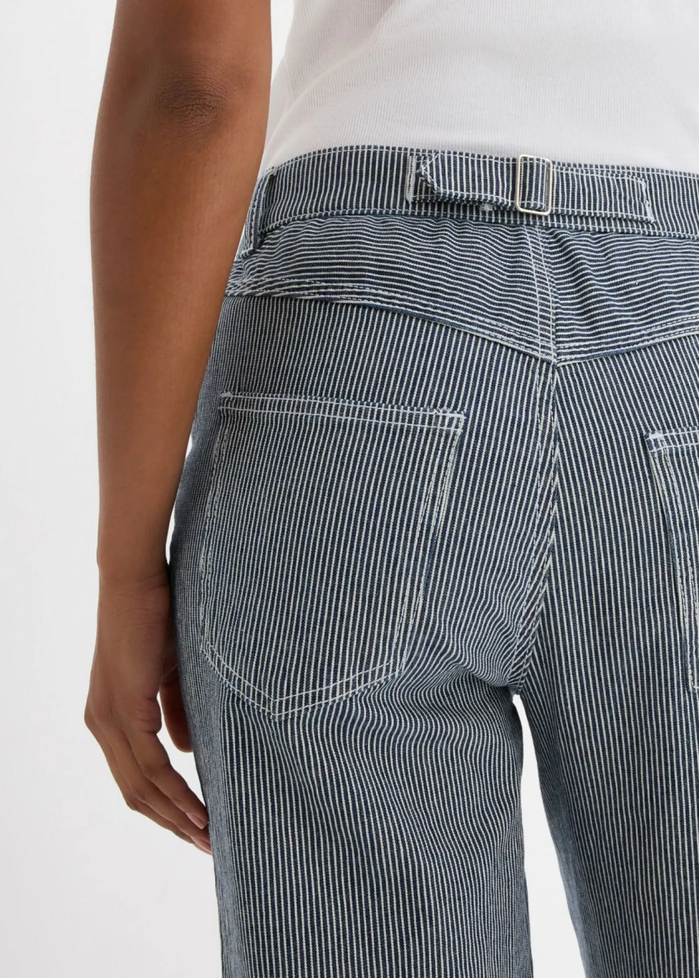 bonprix bonprix Vaqueros>Vaqueros rectos con corte holgado, talle alto y diseño de rayas denim intenso-blanco con rayas