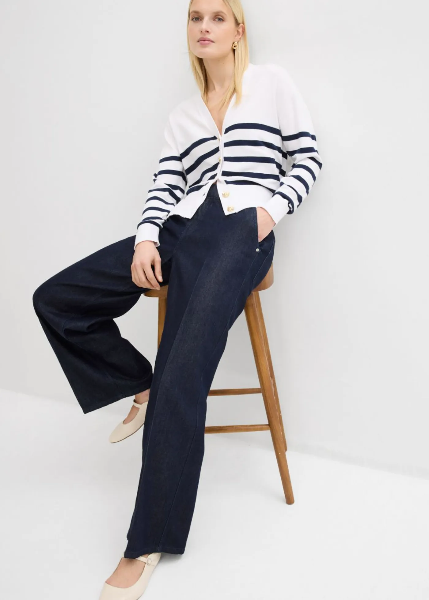 Mujer bonprix bonprix Vaqueros rectos con perneras anchas