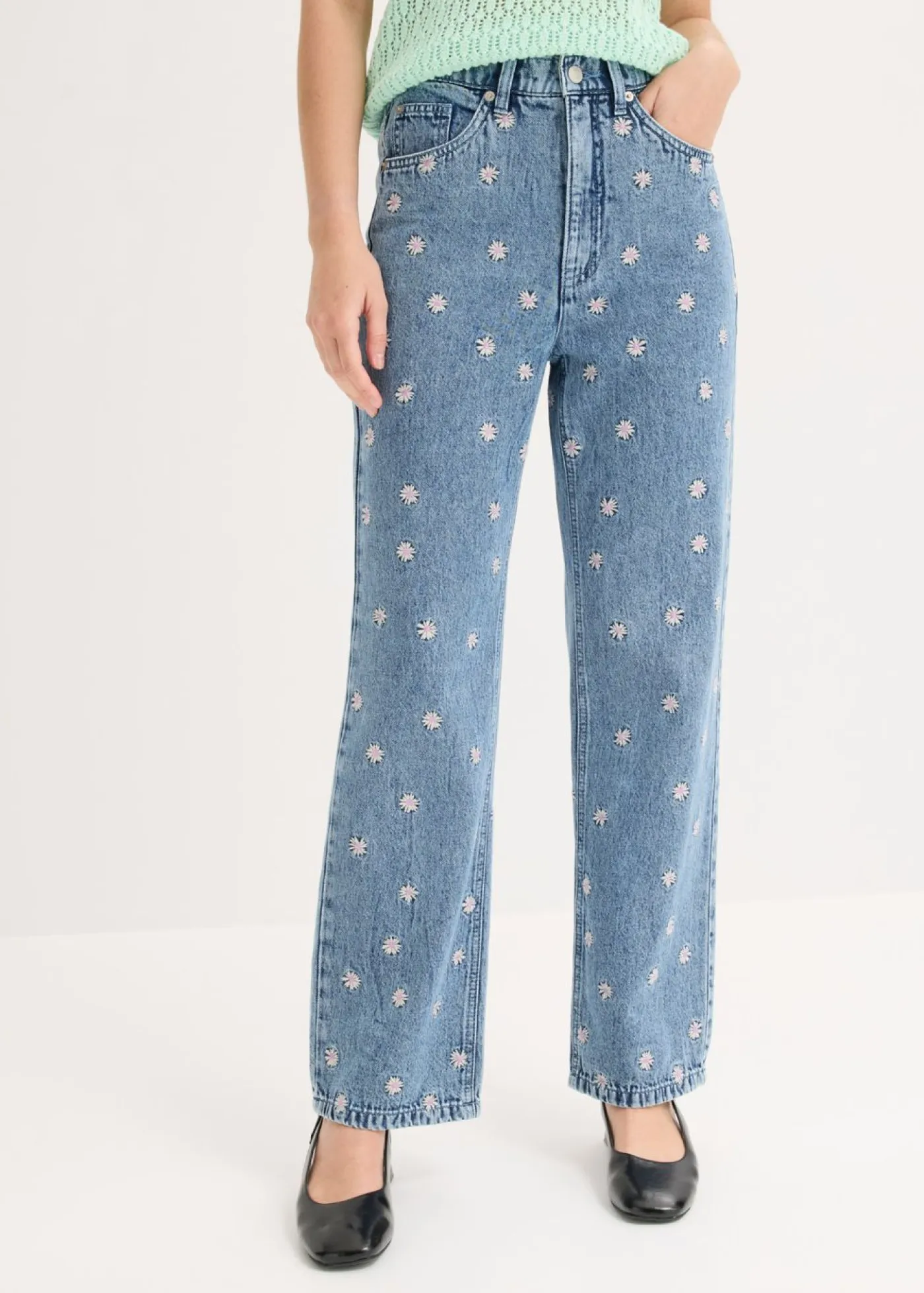 bonprix bonprix Tallas Pequeñas|Novedades>Vaqueros rectos de algodón con talle alto Denim claro desgastado