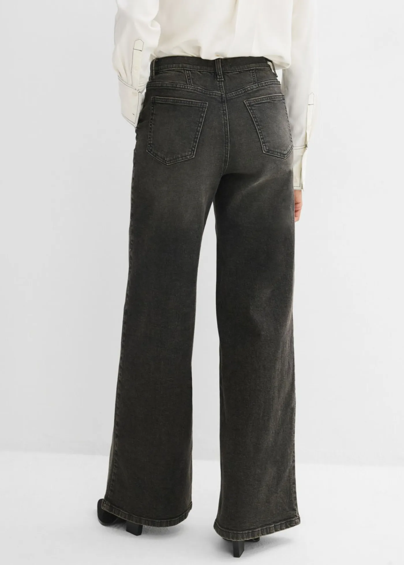 bonprix bonprix Vaqueros|Novedades>Vaqueros rectos holgados de talle alto negro denim-beige-kaki usado