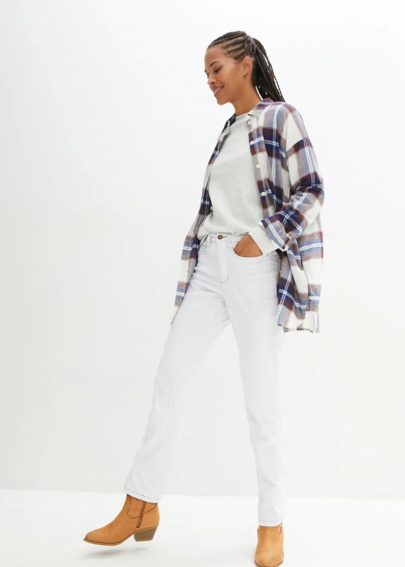 bonprix bonprix Tallas Pequeñas>Vaqueros straight, mid waist, elásticos Sarga blanca