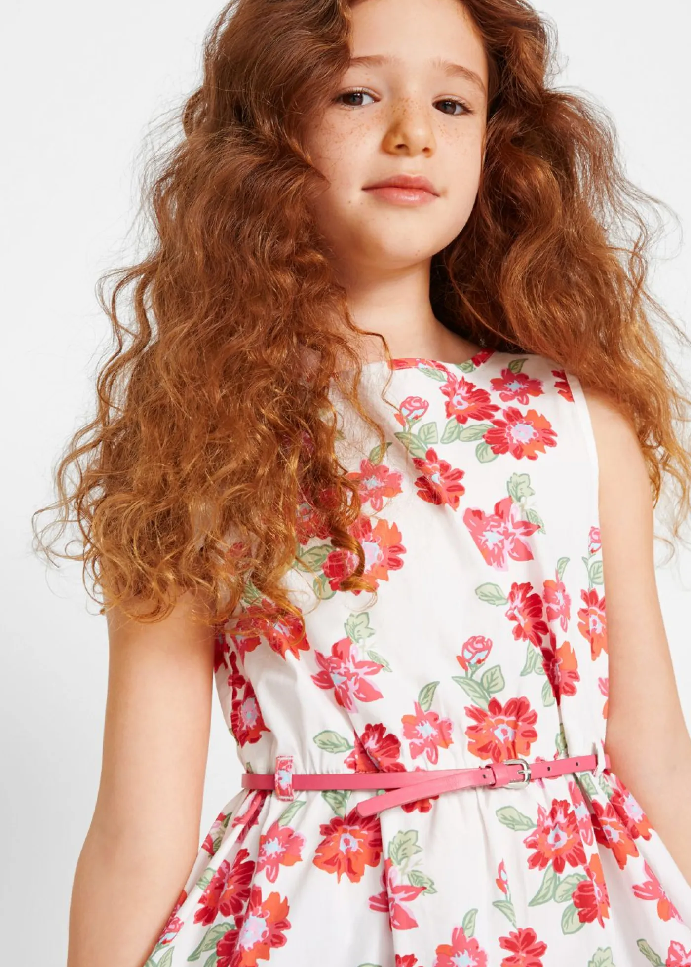 bonprix bonprix Ropa 9 A 16 Años·Vestidos Y Monos>Vestido + cinturón + bolero para niñas (3 piezas) blanco / fucsia floral