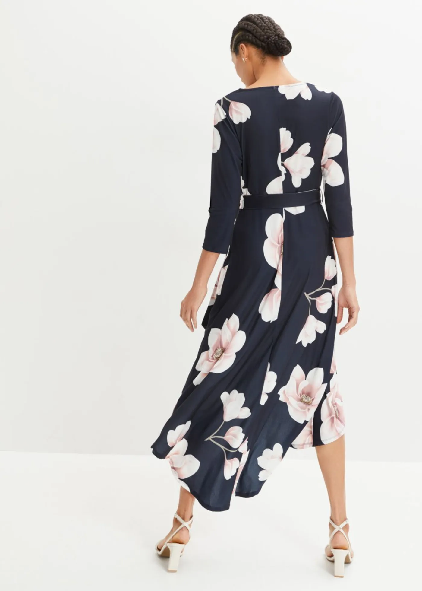 Mujer bonprix bonprix Vestido asimétrico de punto con cordón