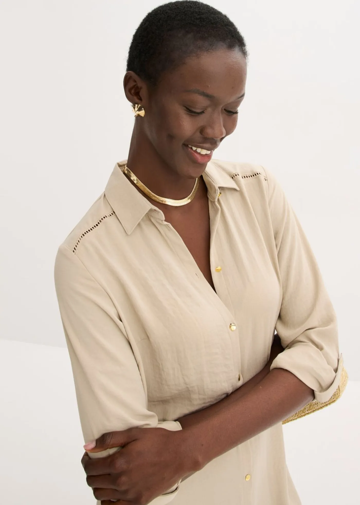 bonprix bonprix Vestidos>Vestido camisero con encaje en escalera Arena