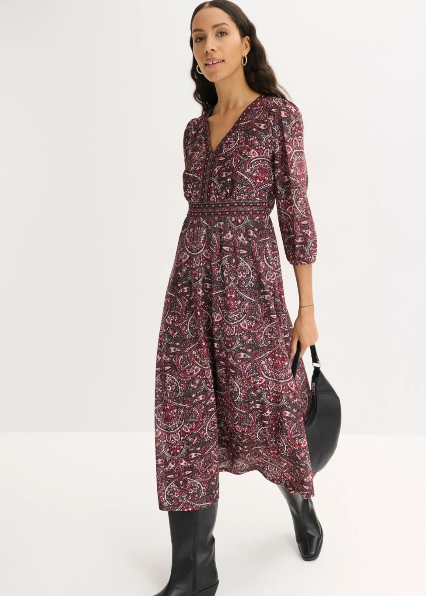 bonprix bonprix Vestidos>Vestido camisero con escote en V Negro-baya