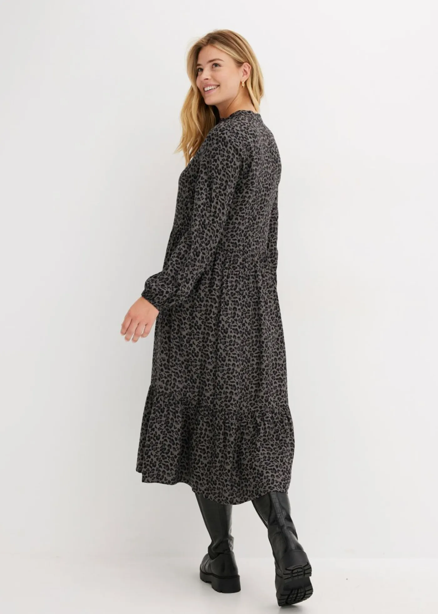 bonprix bonprix Vestidos>Vestido camisero con estampado de leopardo estampado leo gris ahumado/pizarra/negro