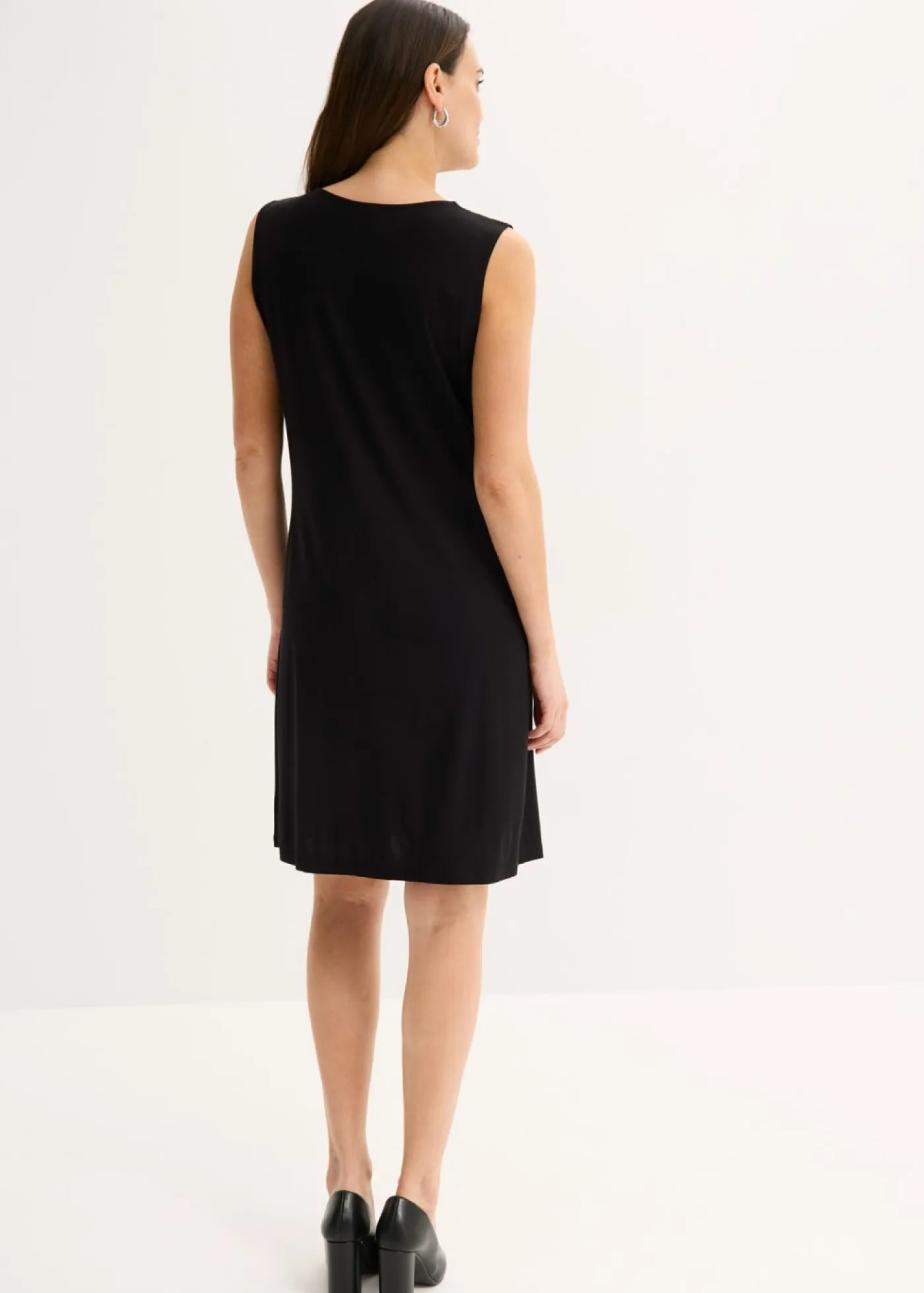 bonprix bonprix Vestidos>Vestido camisero con lazo Negro