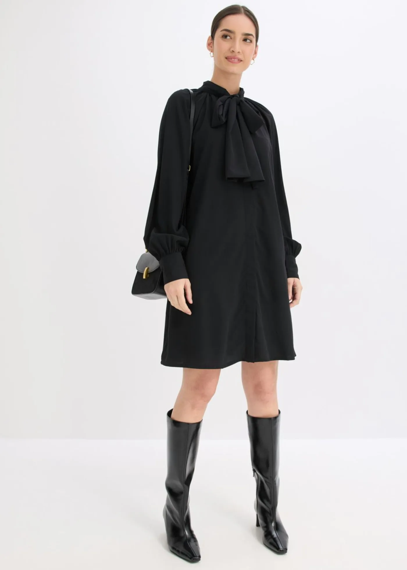 bonprix bonprix Vestidos>Vestido camisero con lazo en el cuello Negro