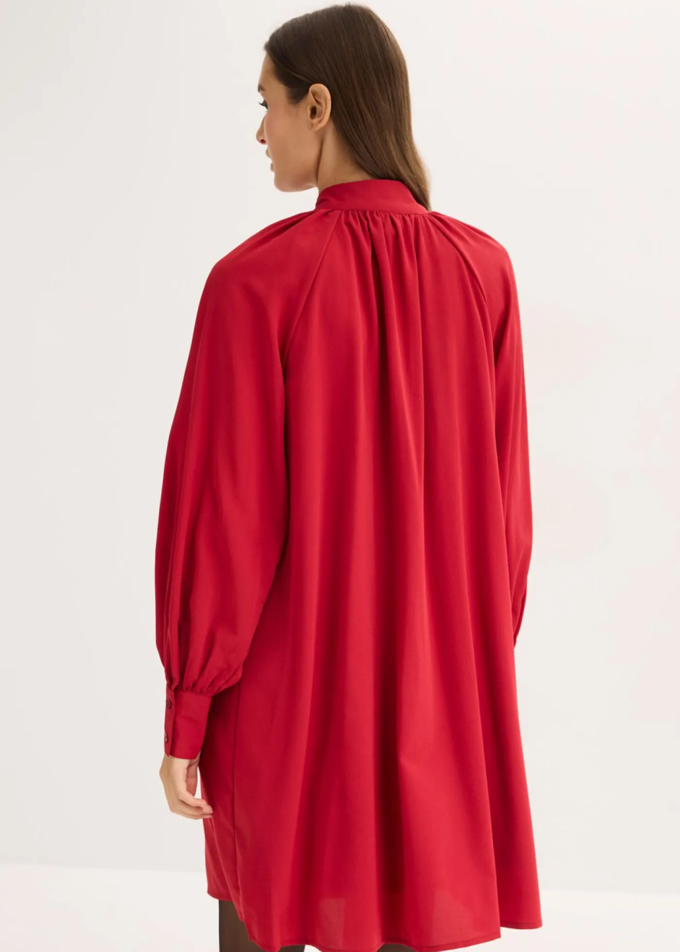 bonprix bonprix Vestidos>Vestido camisero con lazo en el cuello rojo cayena