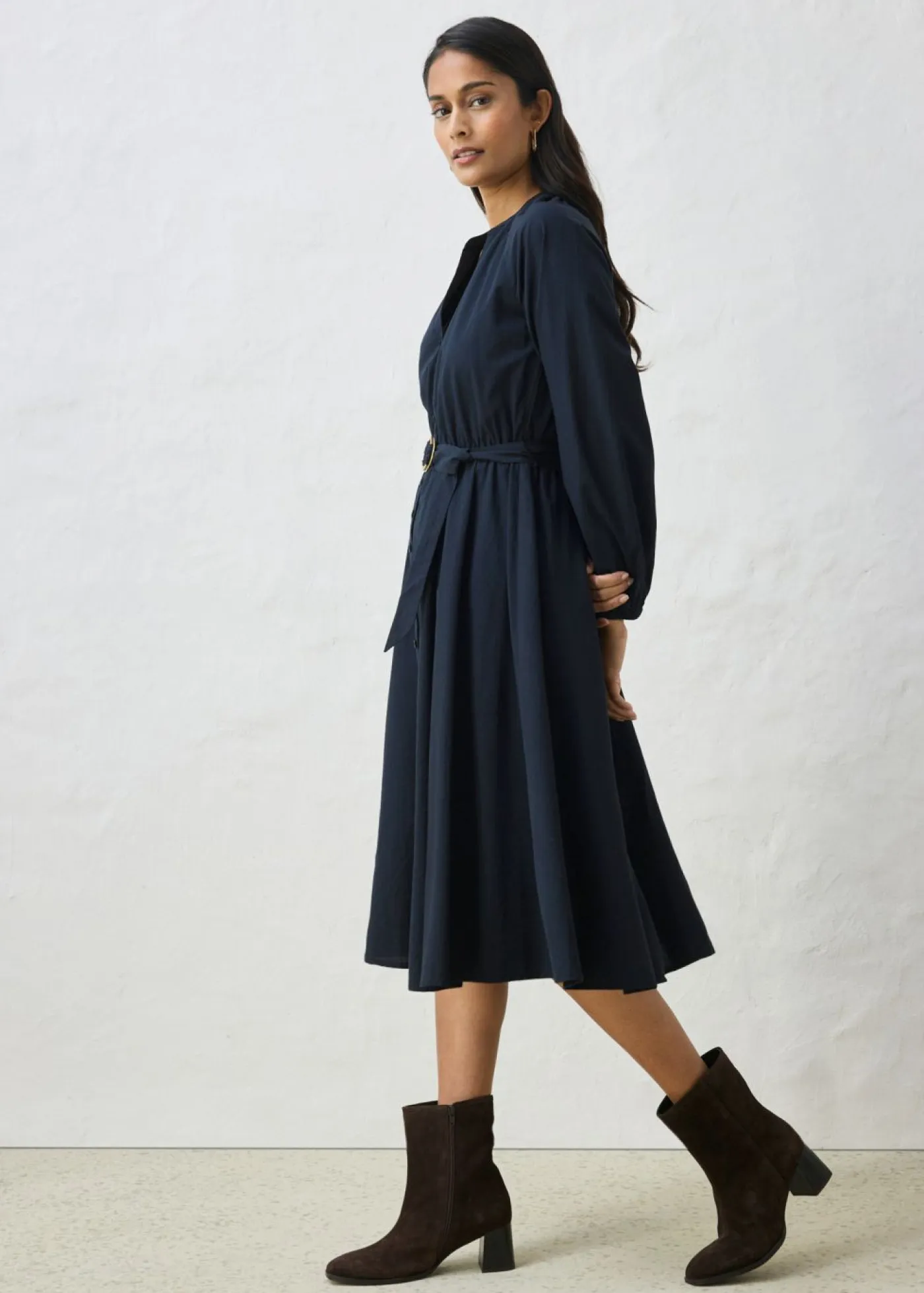 bonprix bonprix Premium|Vestidos>Vestido camisero con parte de seda y cinturón Negro