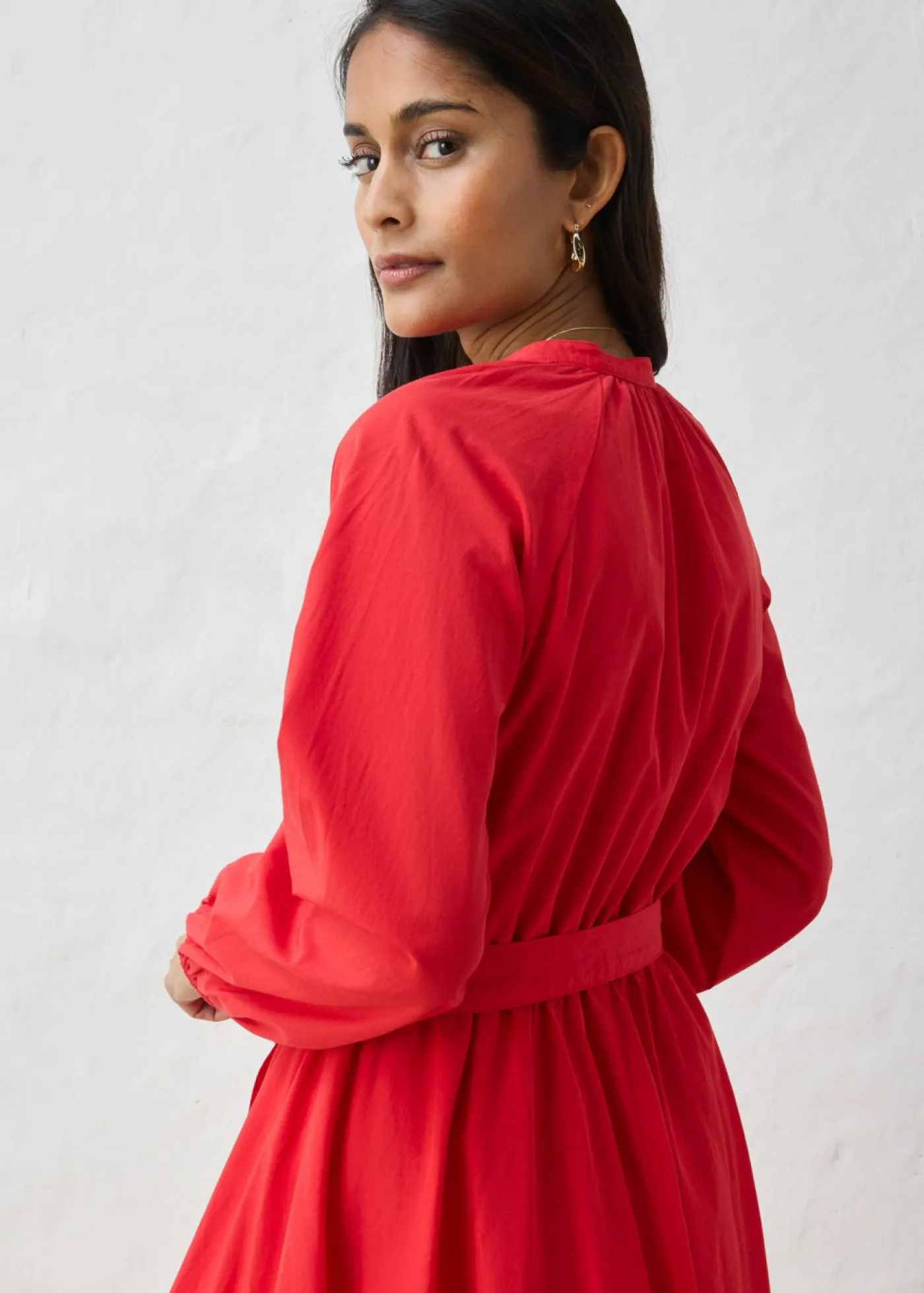 Mujer bonprix bonprix Vestido camisero con parte de seda y cinturón