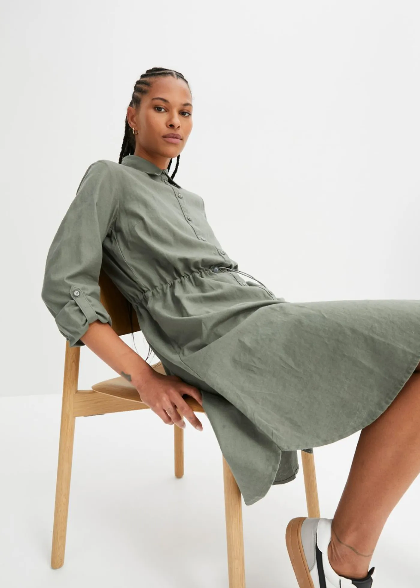 bonprix bonprix Vestidos|Novedades>Vestido camisero de mezcla de lino y algodón Verde oliva