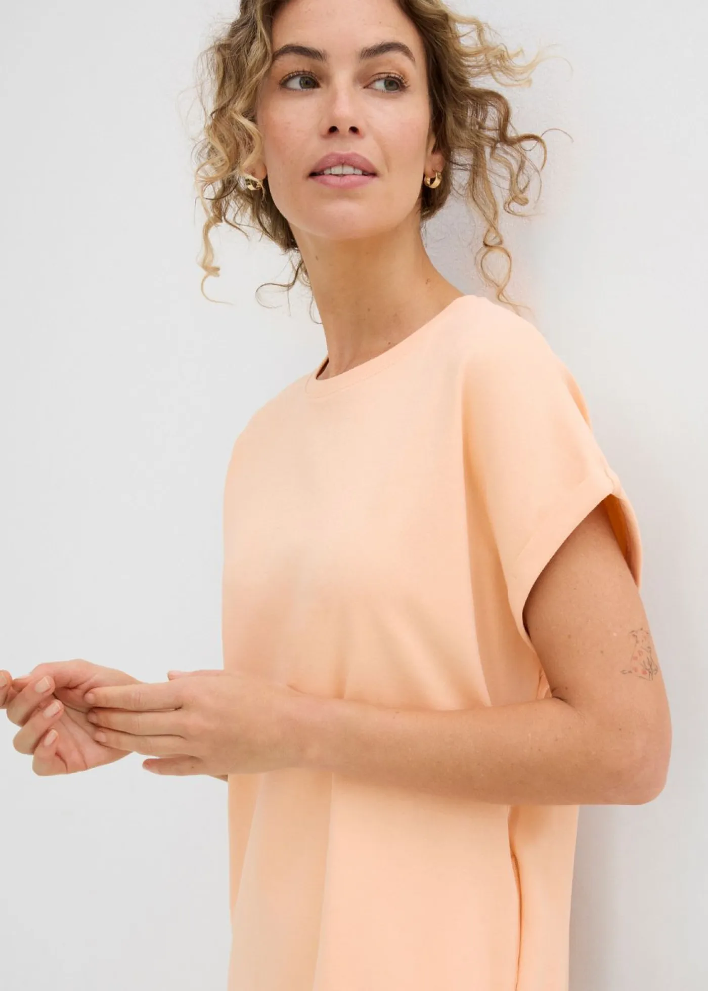 bonprix bonprix Básicos>Vestido camisero de tejido interlock resistente Melocotón