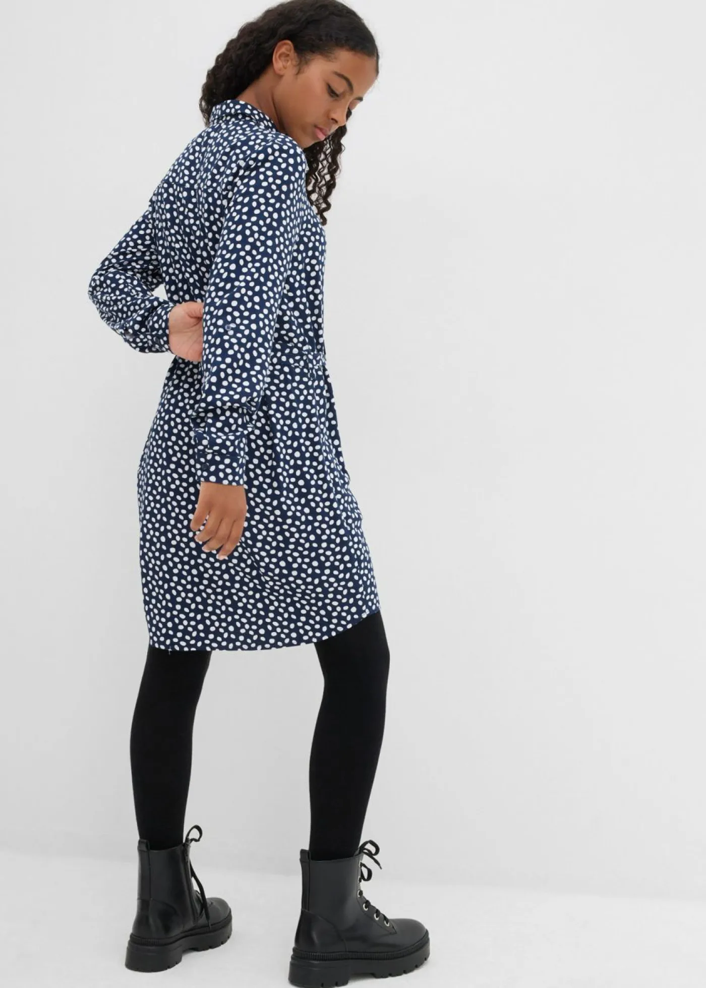 bonprix bonprix Ropa 9 A 16 Años·Vestidos Y Monos>Vestido camisero de viscosa fluida azul marino / blanco topos