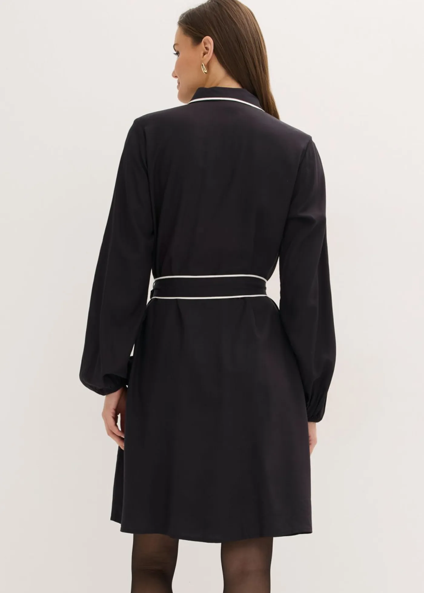 bonprix bonprix Vestidos>Vestido camisero de viscosa pura Negro-blanco lana