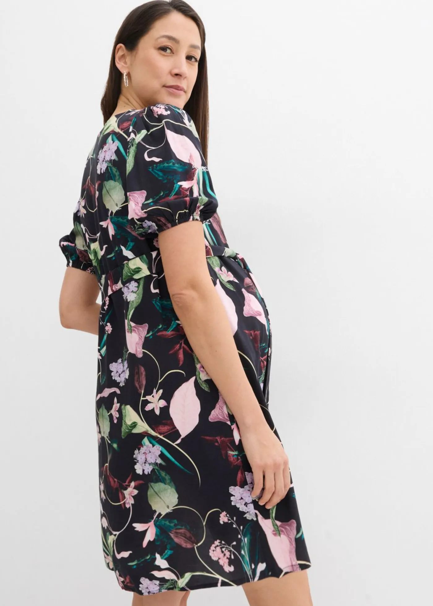 bonprix bonprix Premamá>Vestido camisero premamá/de lactancia 2 en 1 de viscosa fluida negro-marrón caoba-rojo castaño-rosa antiguo-lila claro-blanco lana-beige-verde aceite-verde oliva oscuro-pino con flores