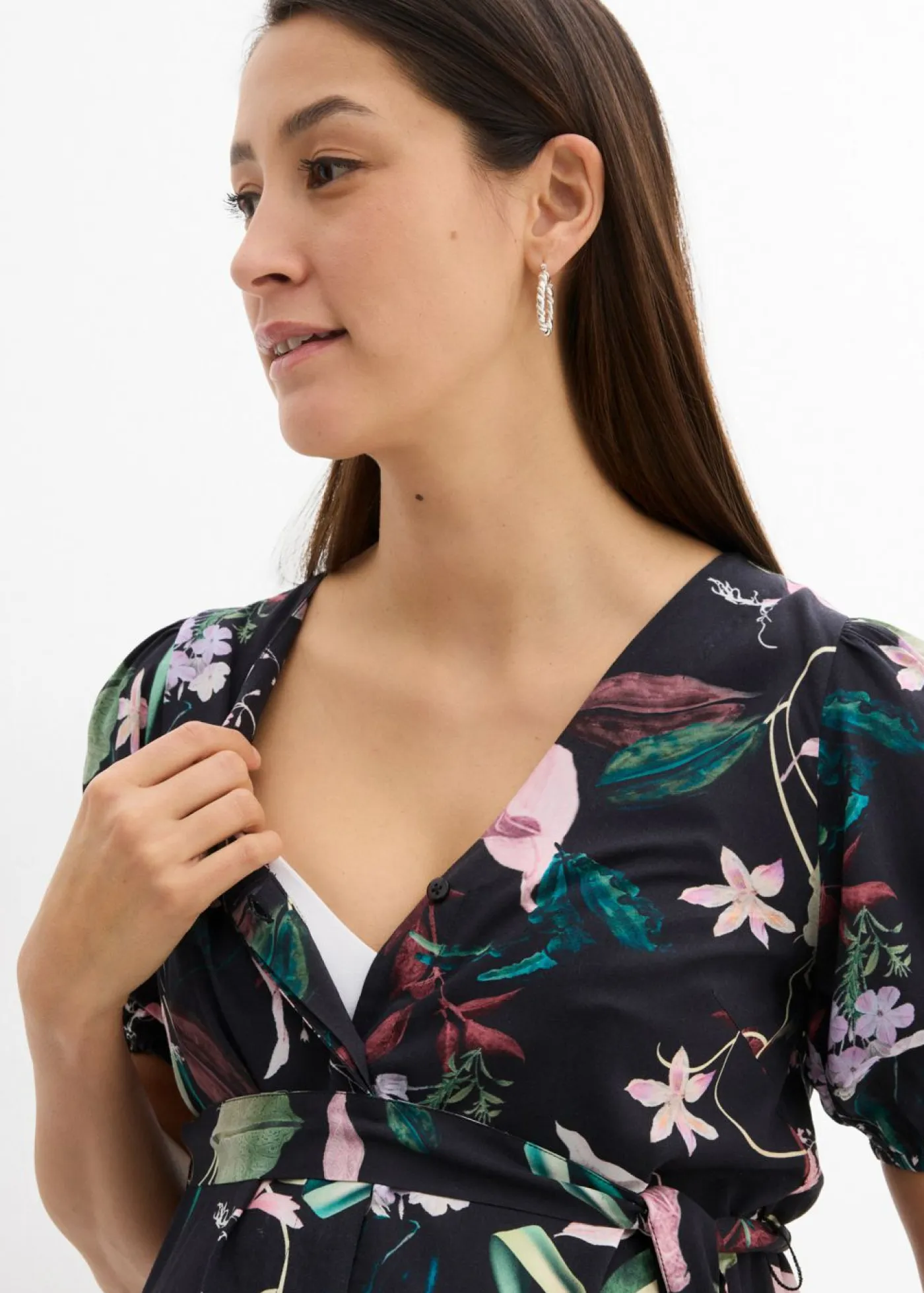 bonprix bonprix Premamá>Vestido camisero premamá/de lactancia 2 en 1 de viscosa fluida negro-marrón caoba-rojo castaño-rosa antiguo-lila claro-blanco lana-beige-verde aceite-verde oliva oscuro-pino con flores