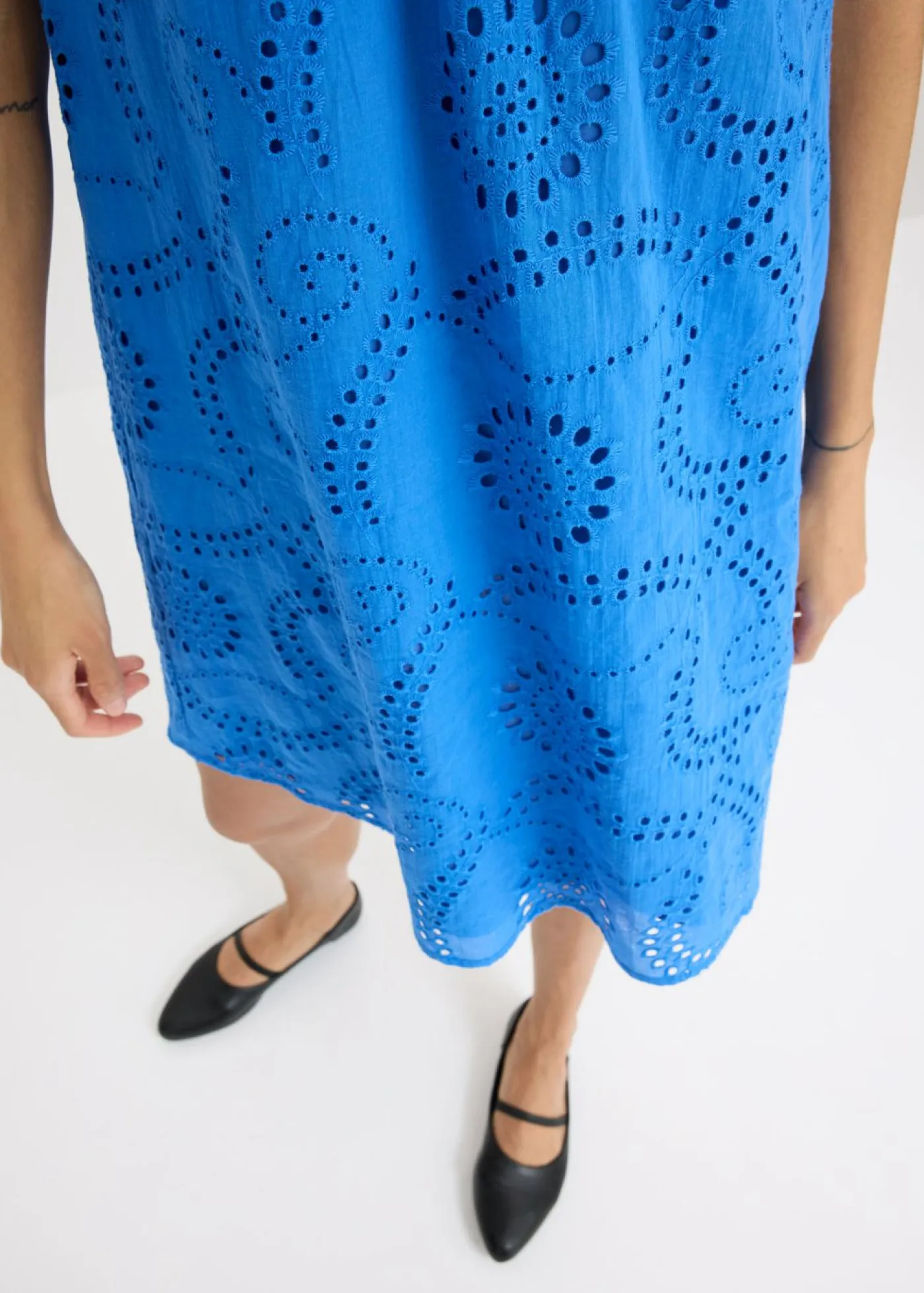 bonprix bonprix Vestidos>Vestido con bordado calado azul glaciar