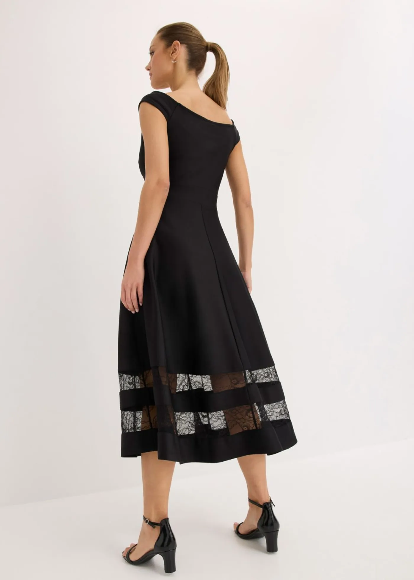 bonprix bonprix Vestidos|Ropa Elegante>Vestido con escote bañera, encaje y cinturón Negro