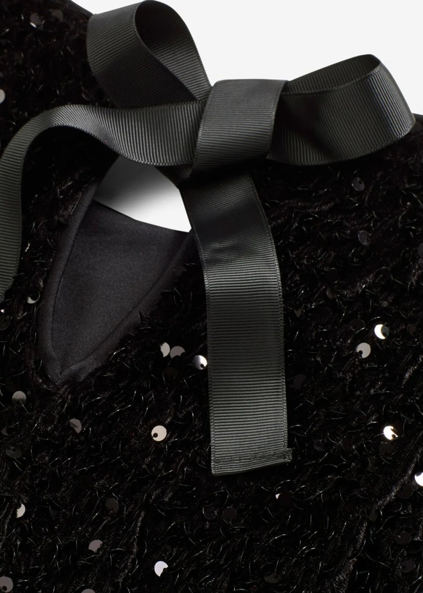 bonprix bonprix Vestidos>Vestido corto con lentejuelas Negro