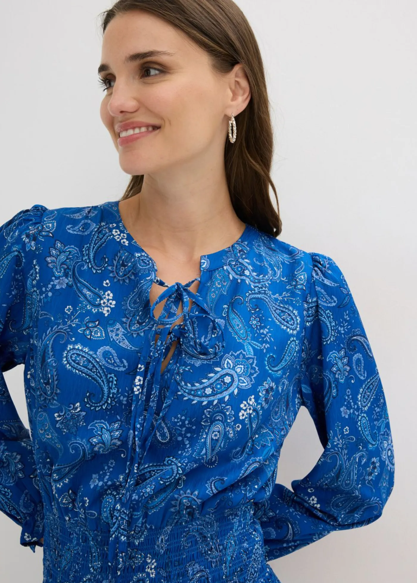 bonprix bonprix Vestidos>Vestido corto de crepé estructurado Azul ártico paisley