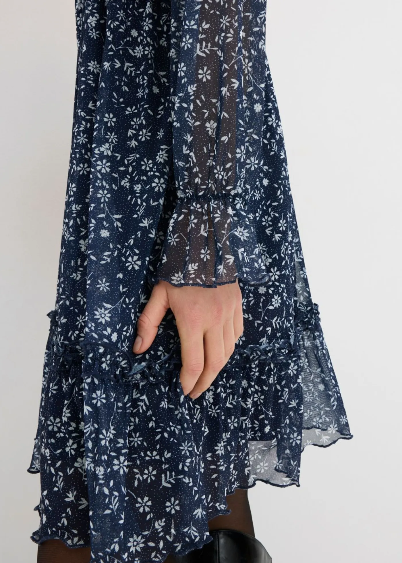 bonprix bonprix Vestidos>Vestido corto de malla fina Azul oscuro-blanco de flores