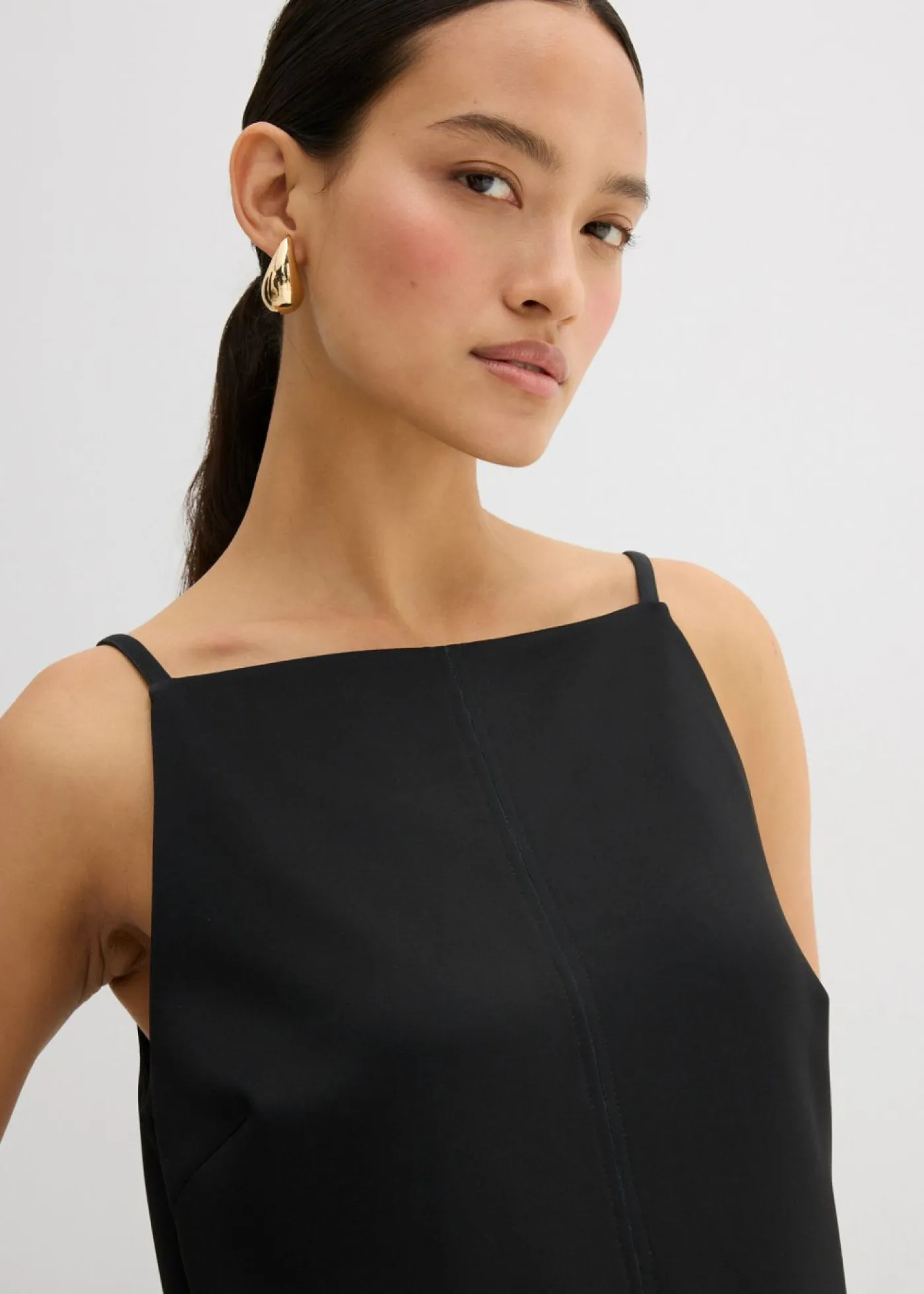 bonprix bonprix Esenciales|Vestidos>Vestido corto de neopreno fluido Negro